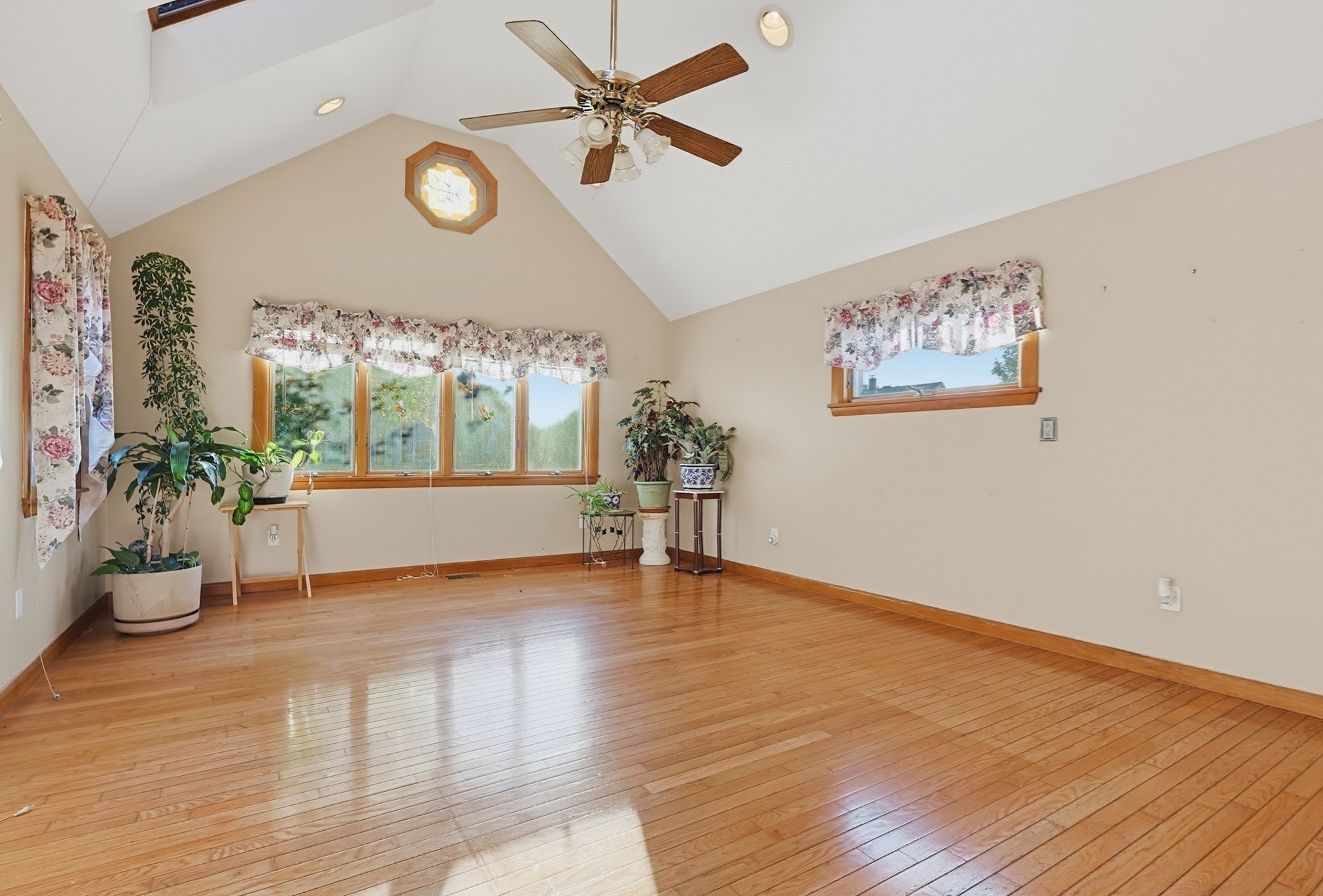 35 Matthies St Property Photo 11