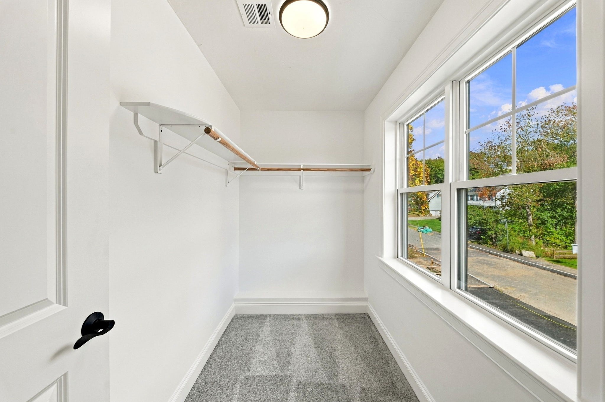 82 Sherrick Ave. Property Photo 27