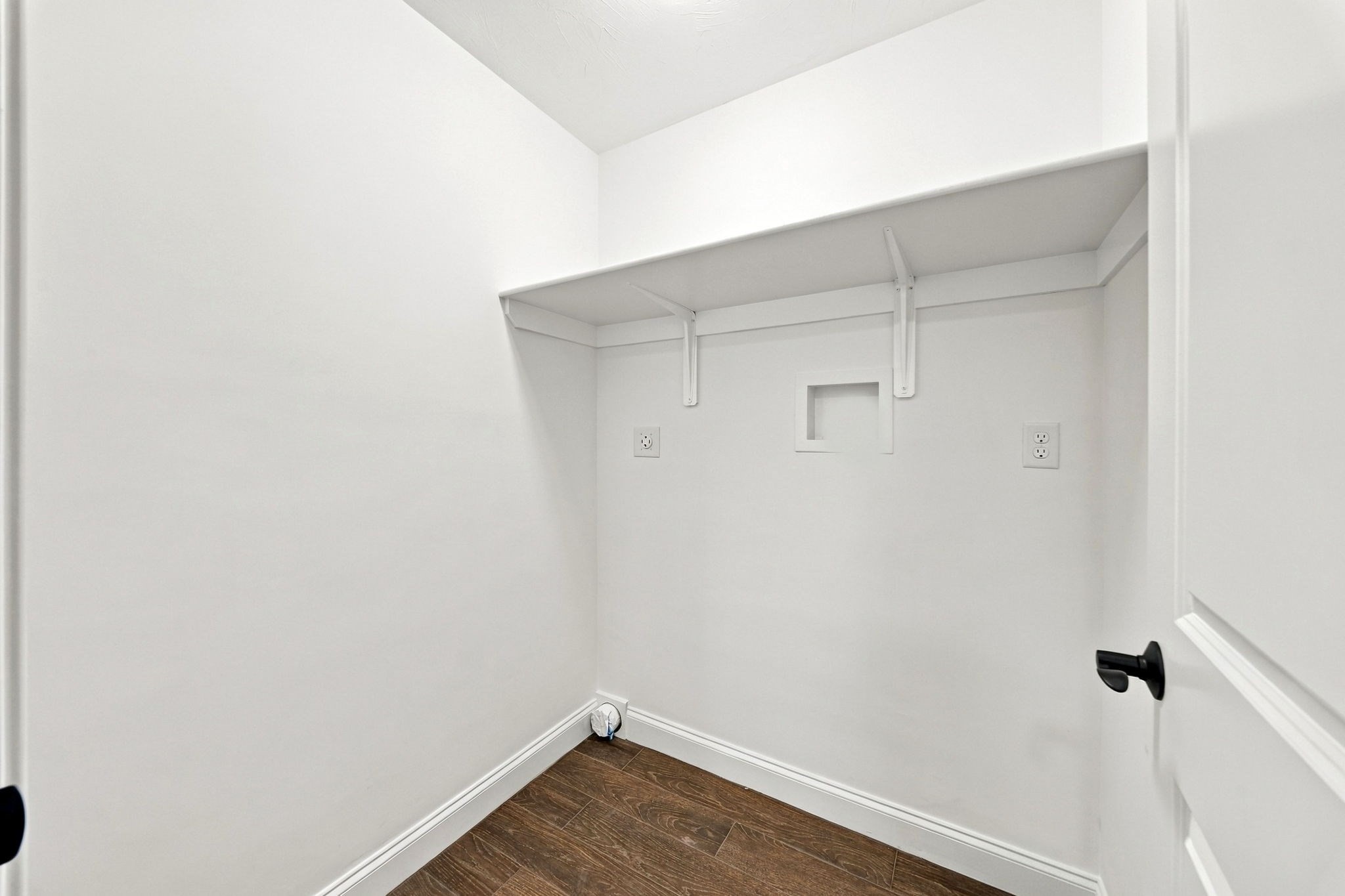 82 Sherrick Ave. Property Photo 35