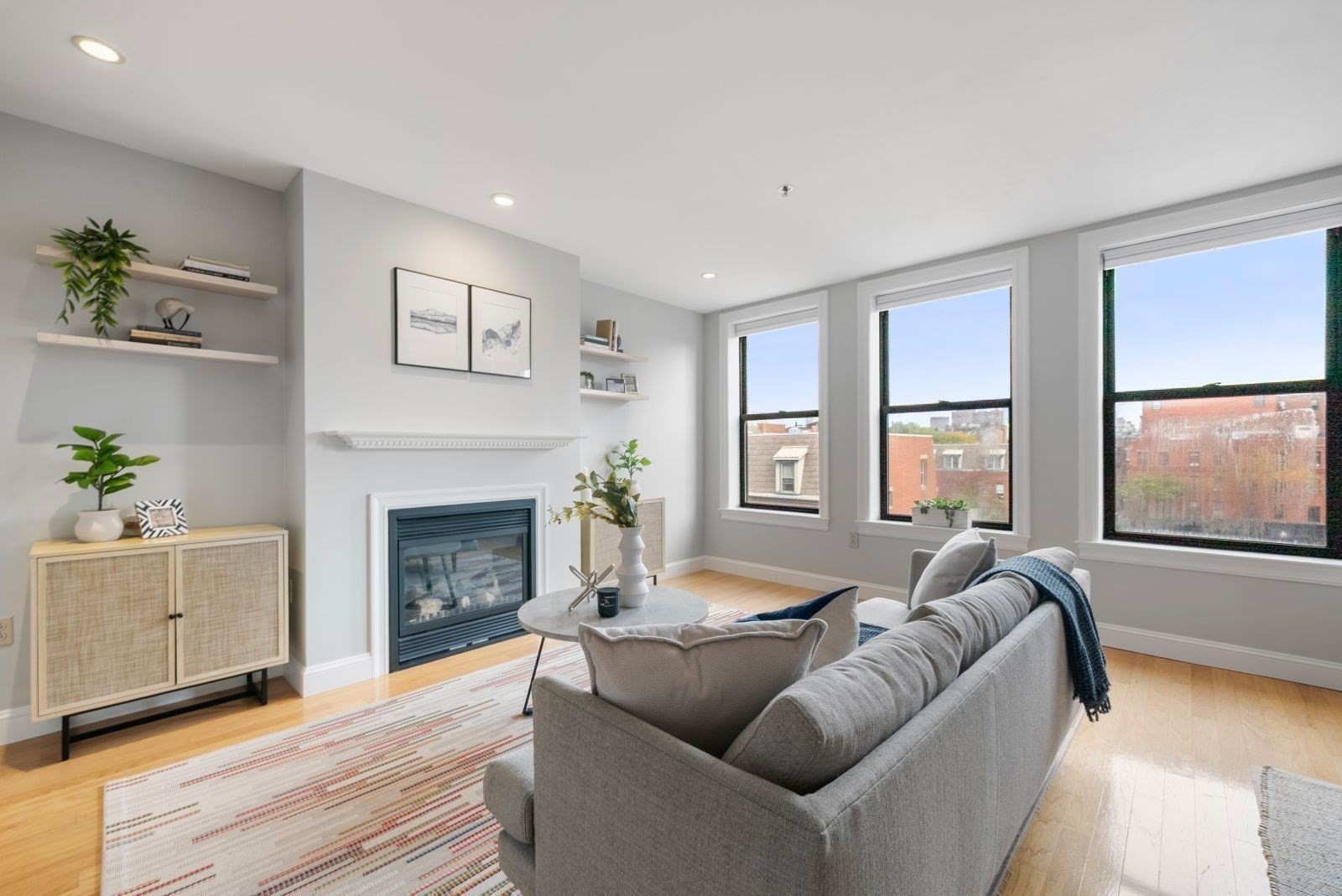 1723 Washington St. # 411 Property Photo 1