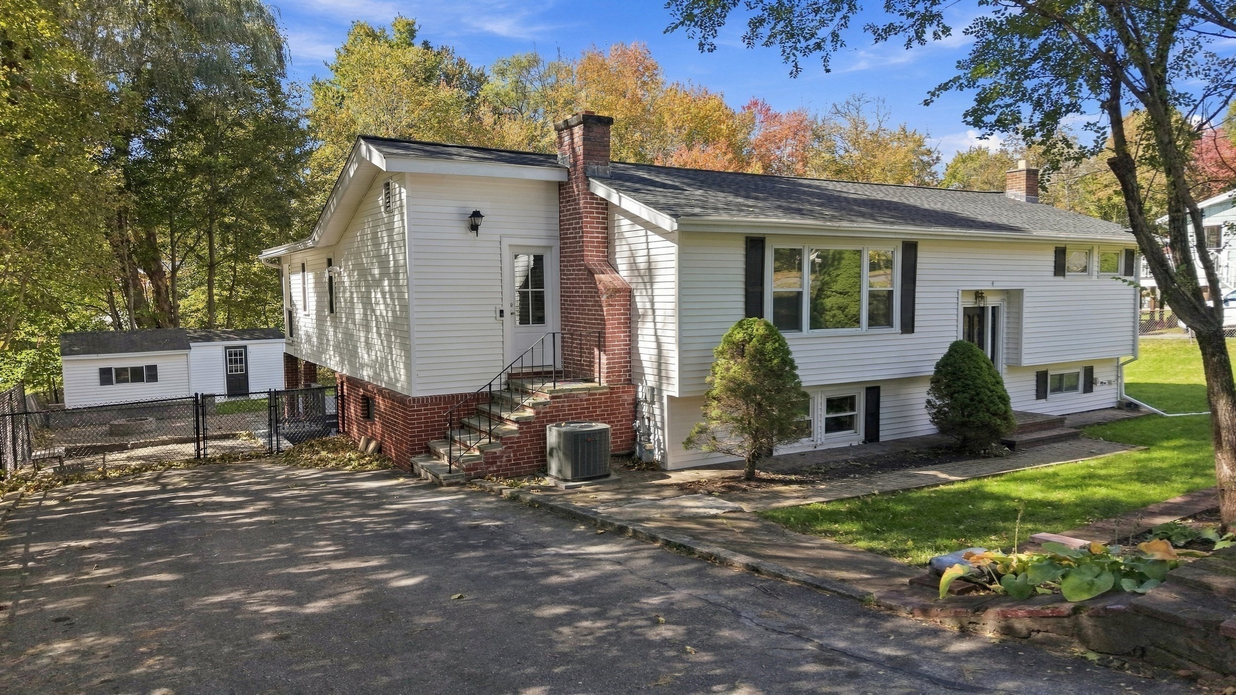 4 Richardson Road Property Photo 5