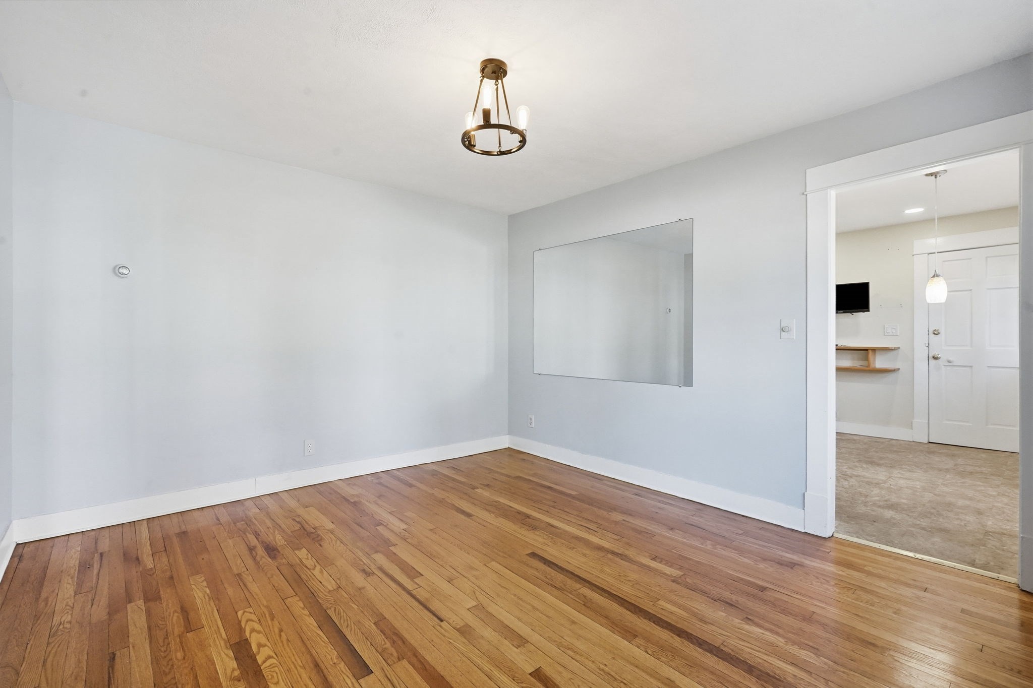 124-126 Woodlawn St Property Photo 11