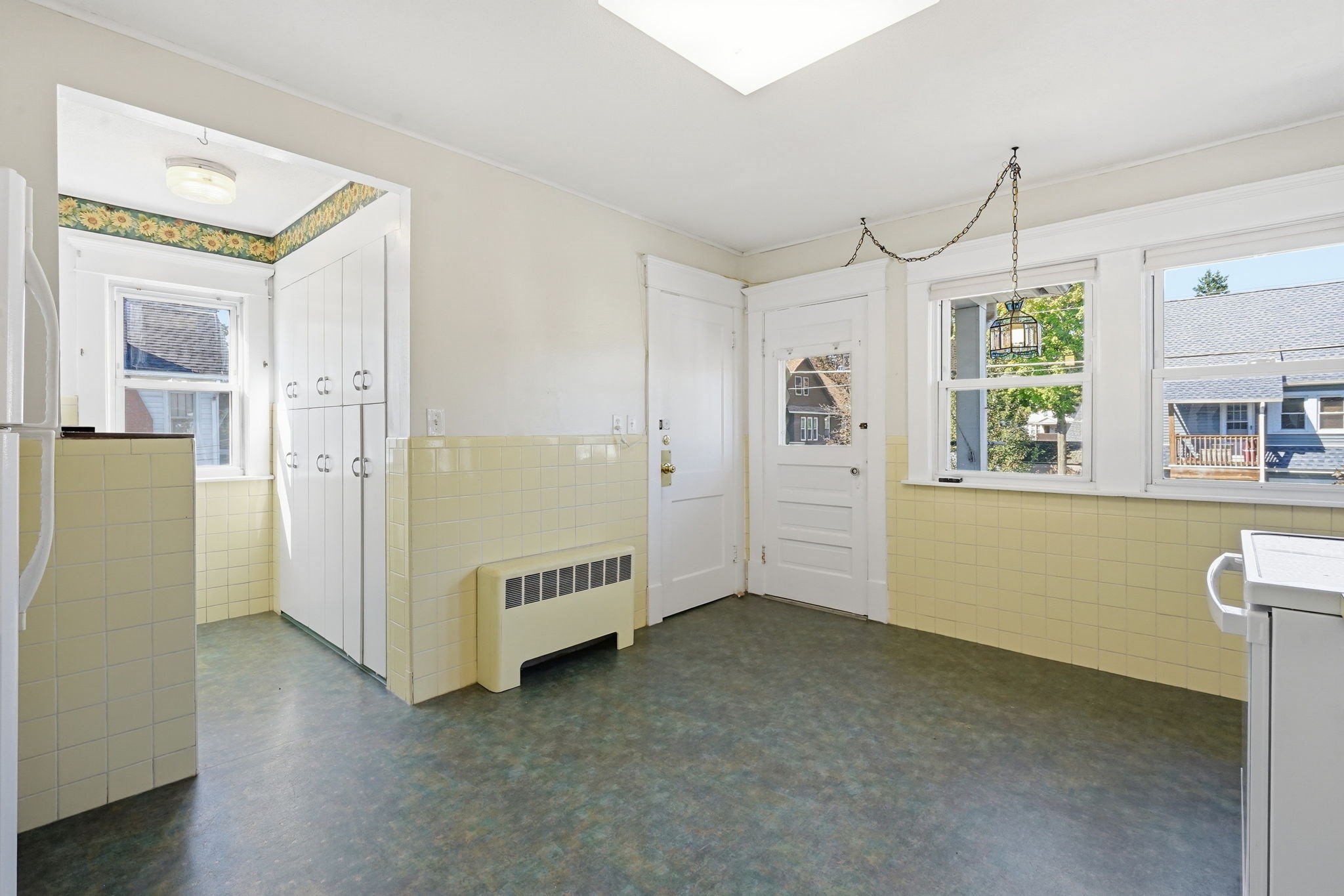 124-126 Woodlawn St Property Photo 25