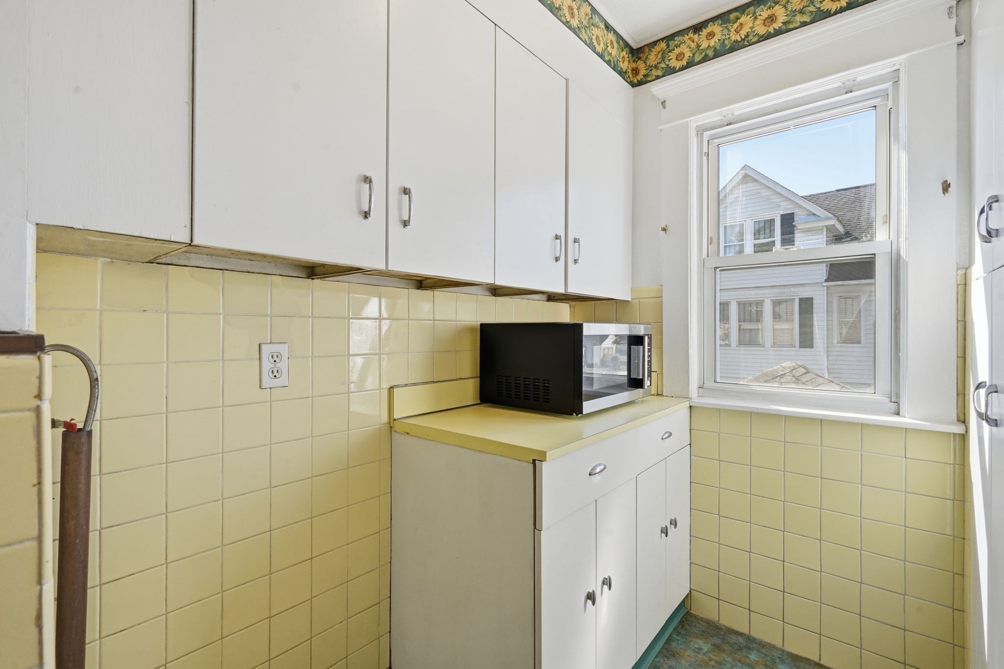 124-126 Woodlawn St Property Photo 27