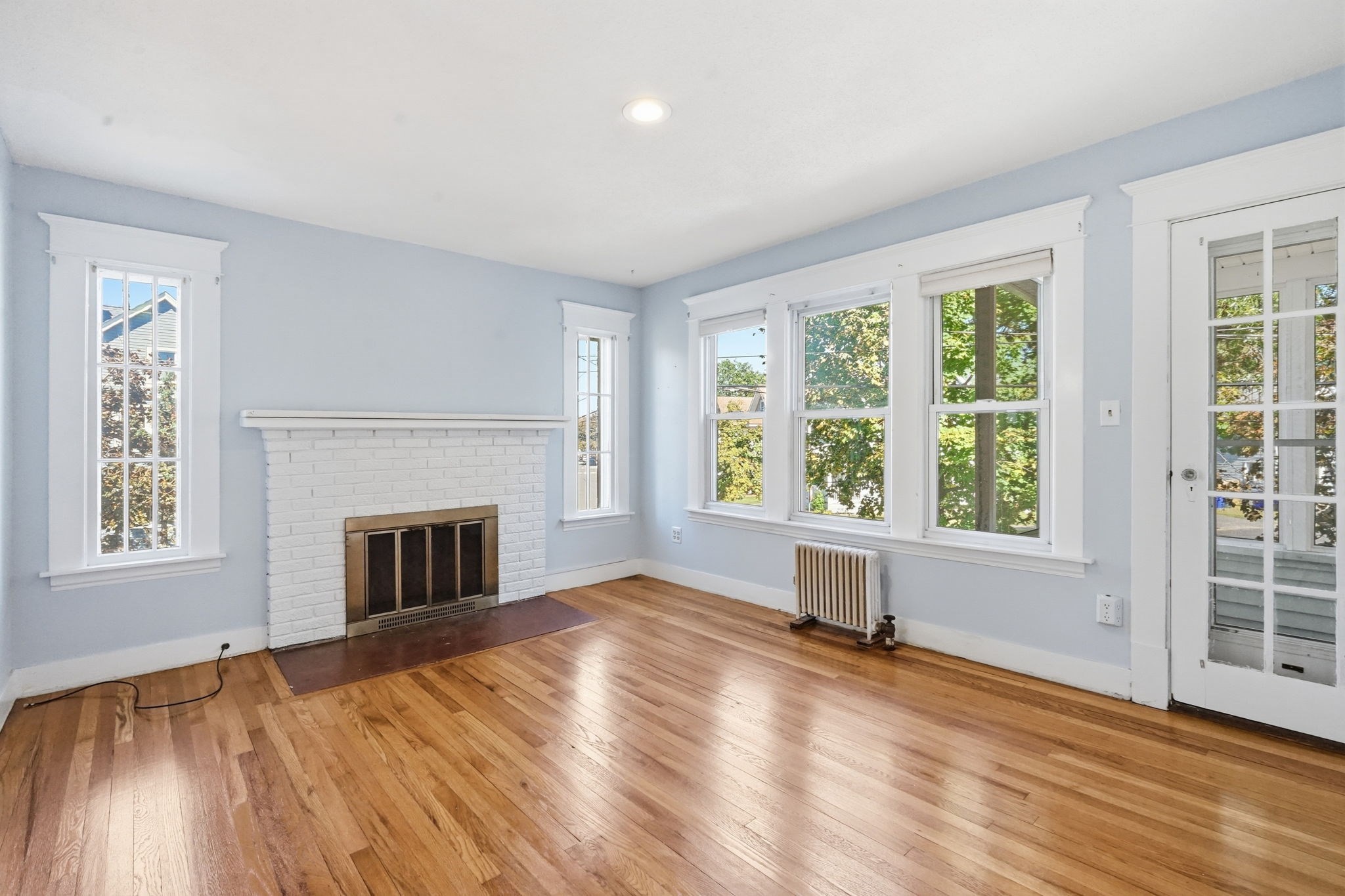 124-126 Woodlawn St Property Photo 31