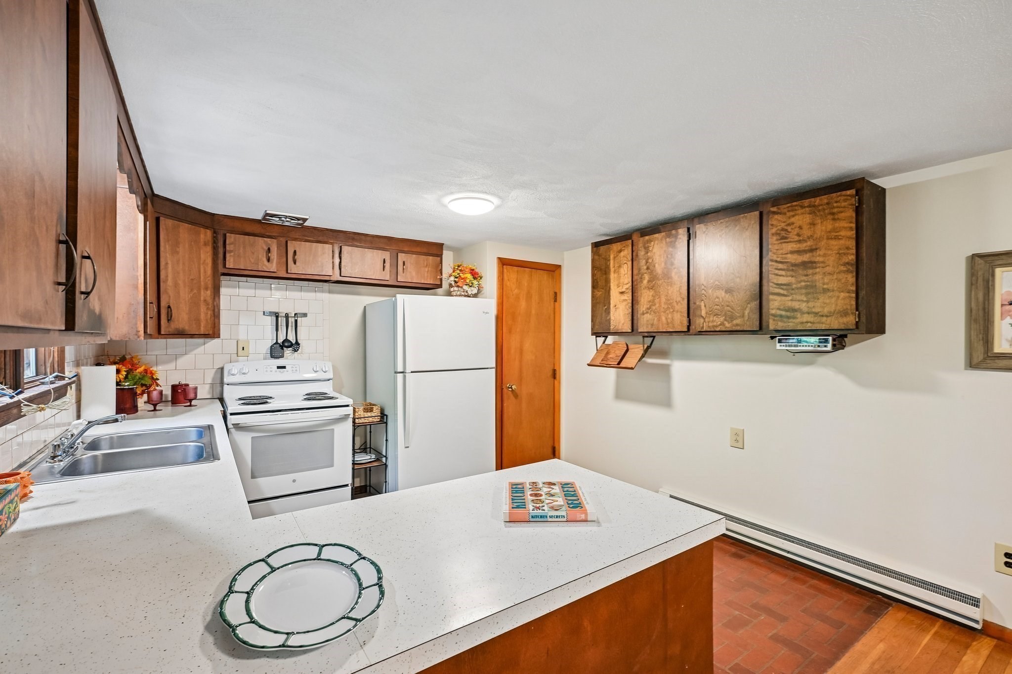 180 Hudson Rd Property Photo 14