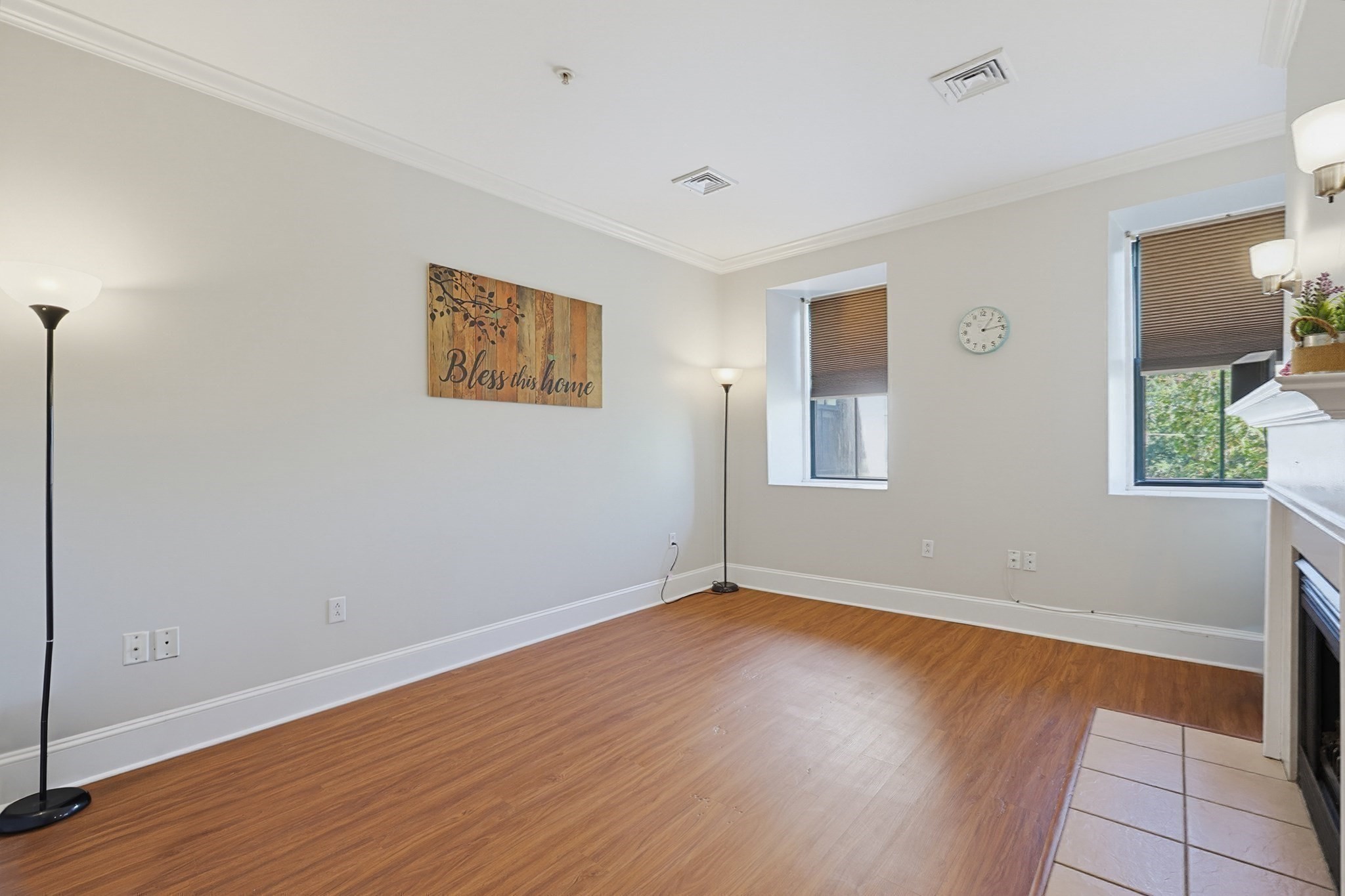 426 Mount Hope # 305 Property Photo 12
