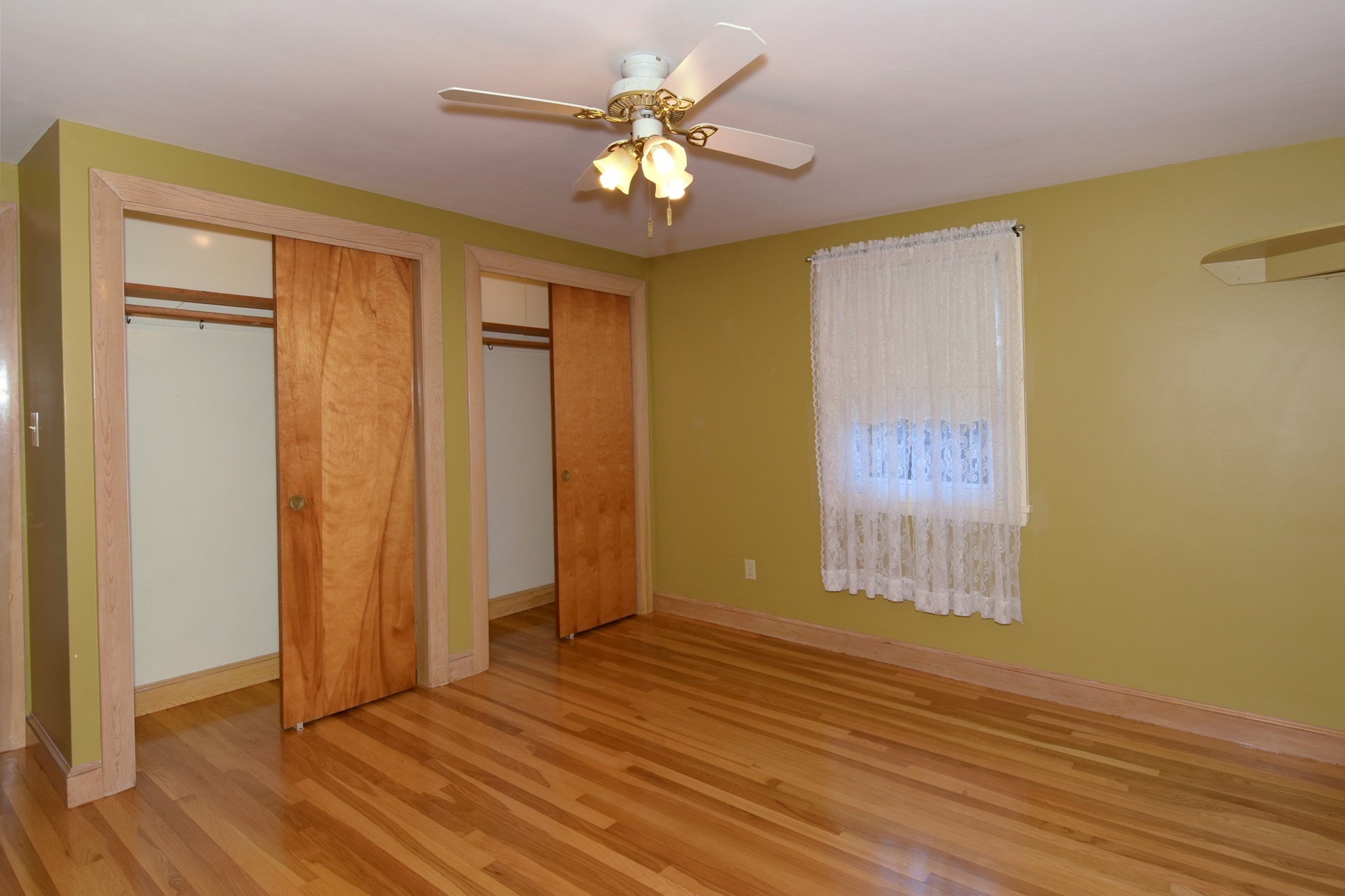 14 Broad St. Property Photo 19