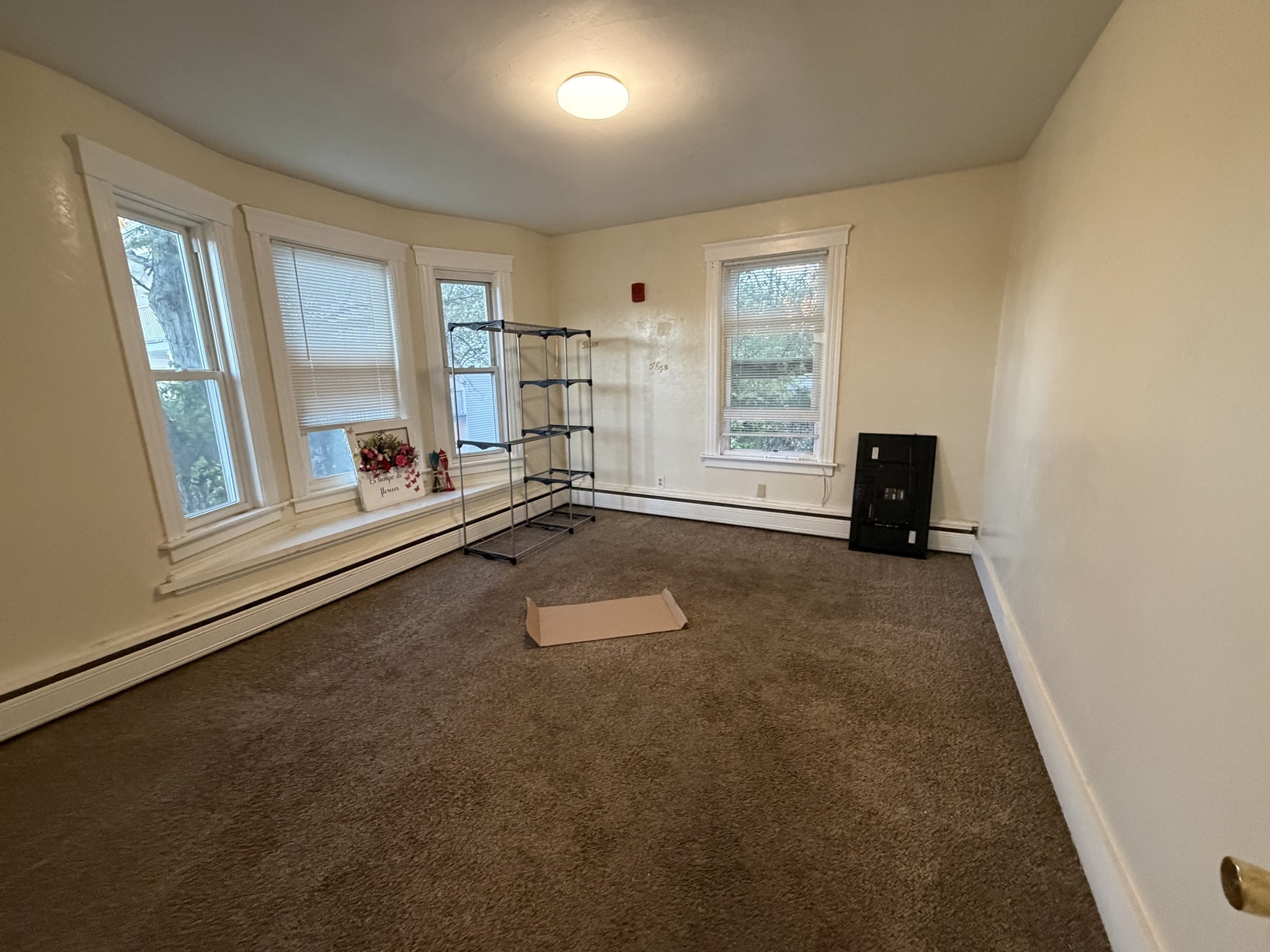 99 Cross St # 2r Property Photo 6