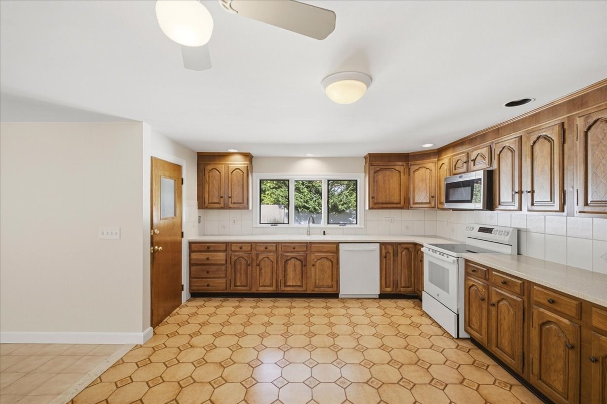19 Madison Avenue # 19 Property Photo 11