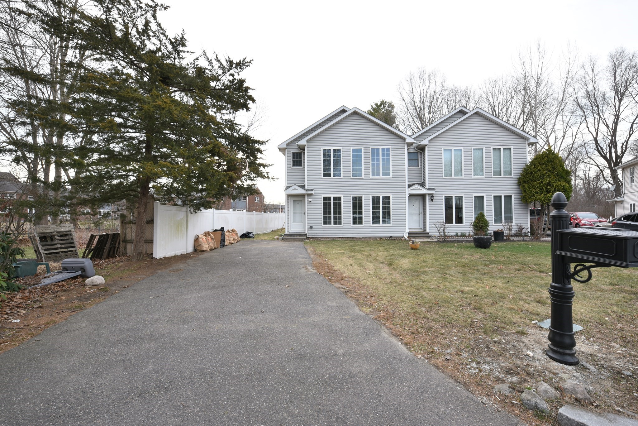 19 Stillman Circle # 19 Property Photo 1