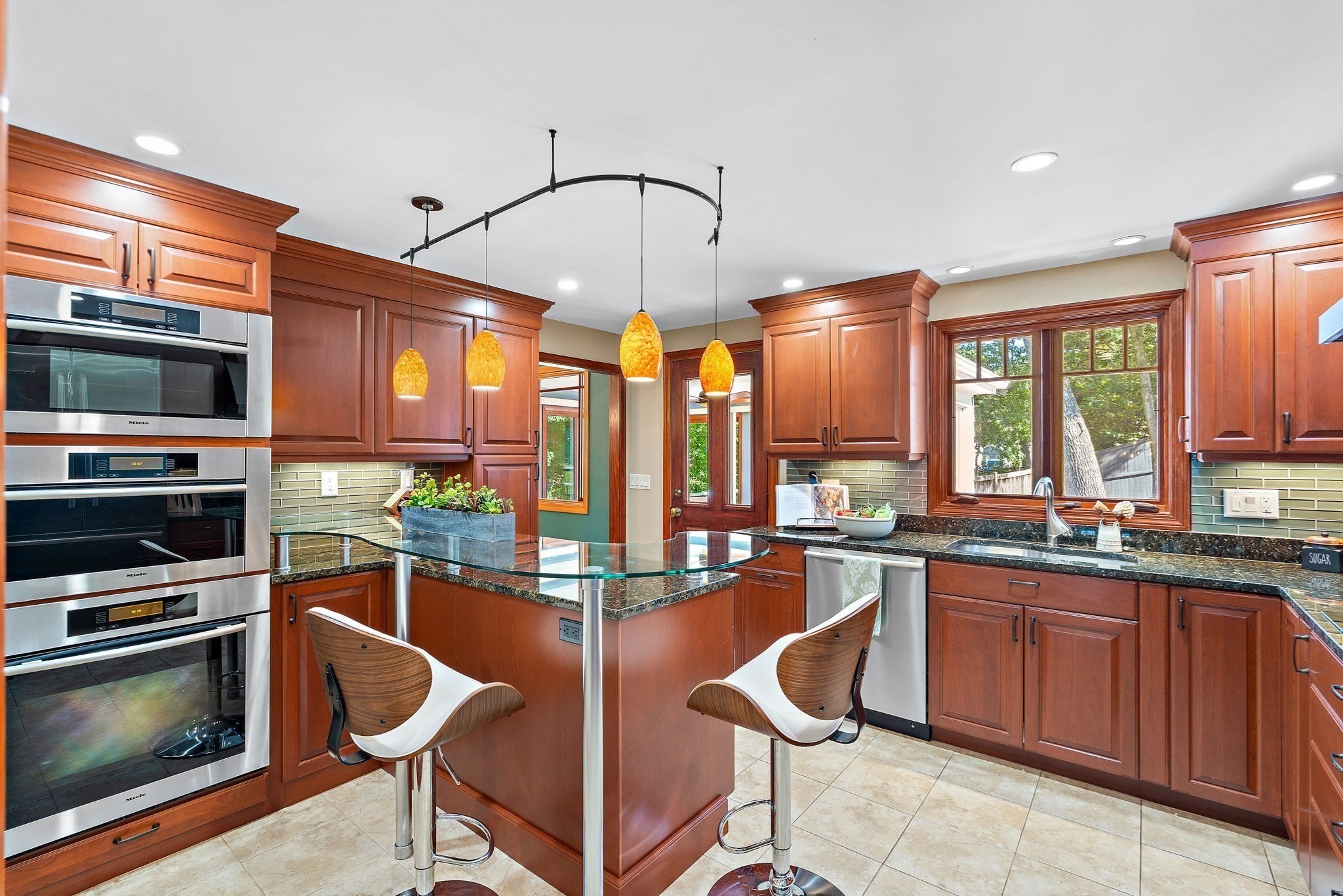 20 Woodchester Cir Property Photo 9