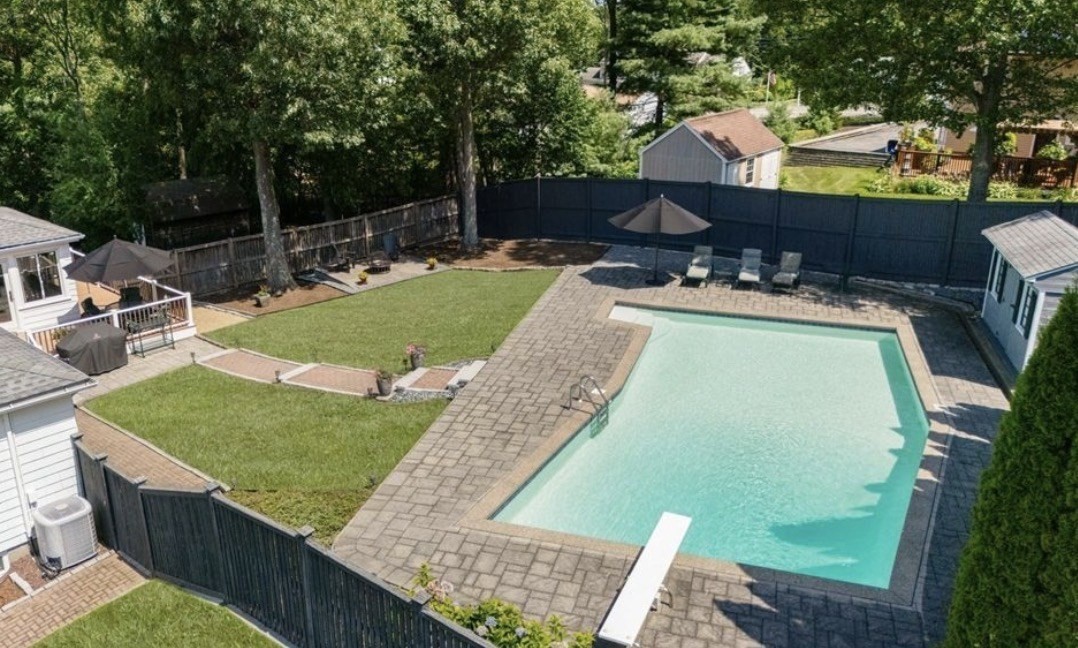 20 Woodchester Cir Property Photo 26