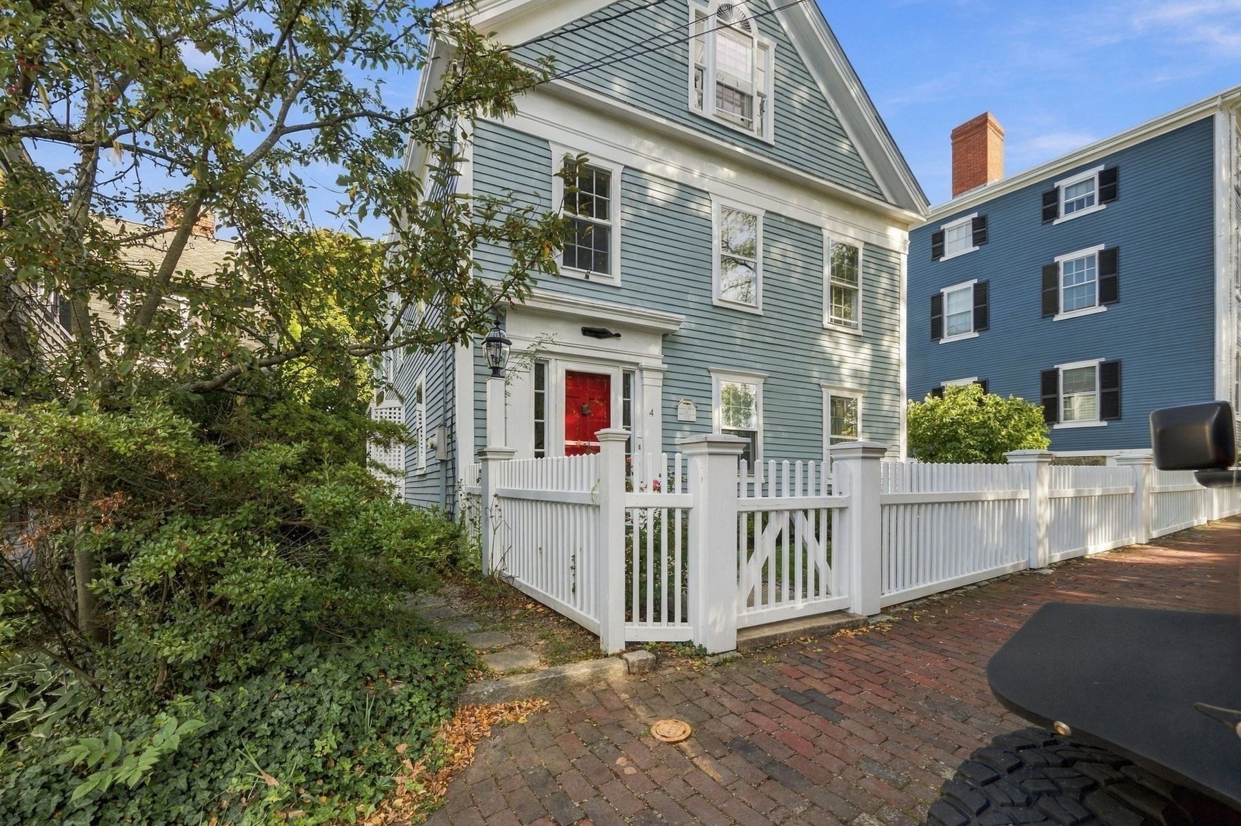 4 Washington Square Property Photo 2