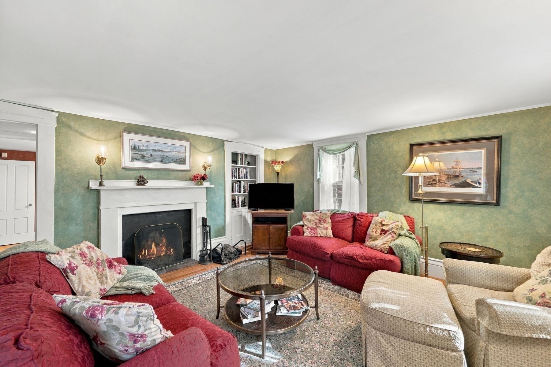 4 Washington Square Property Photo 8