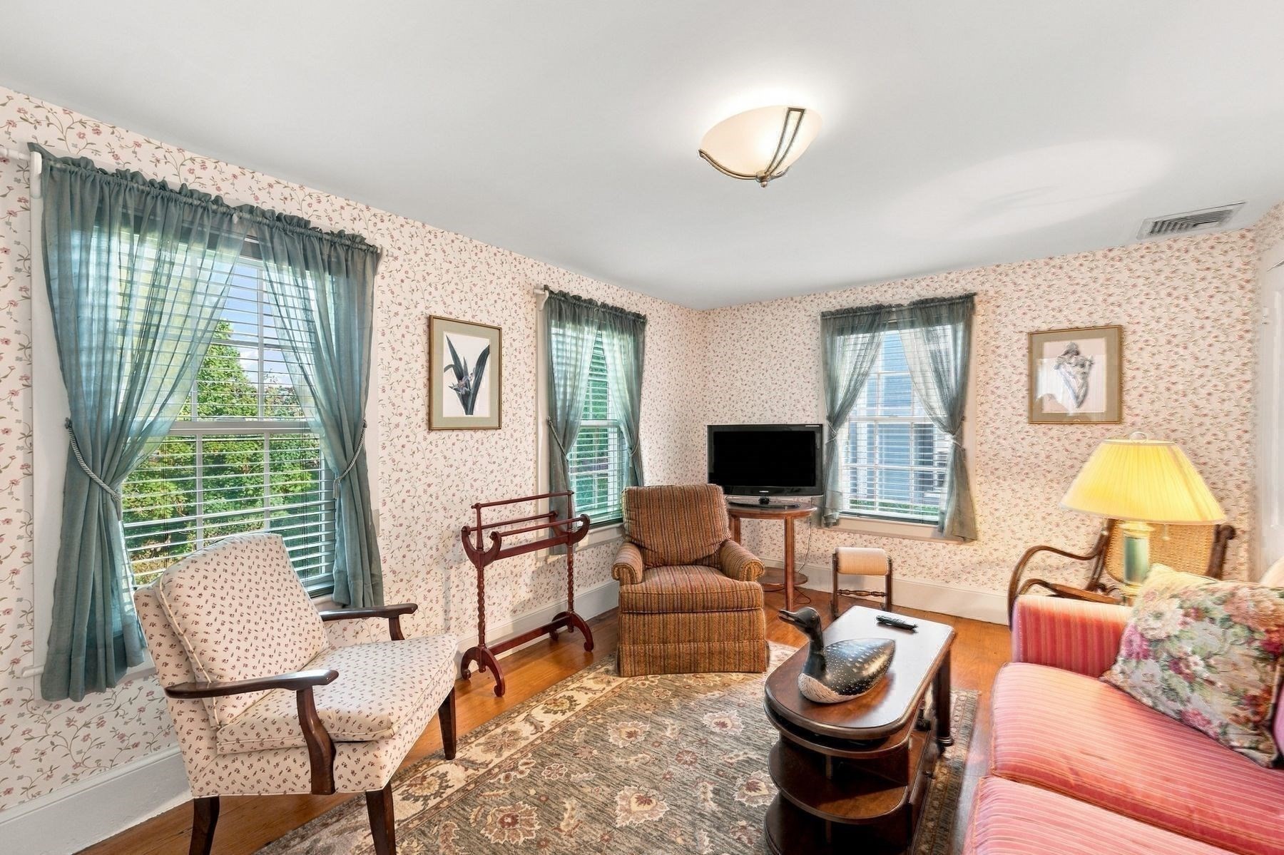 4 Washington Square Property Photo 22