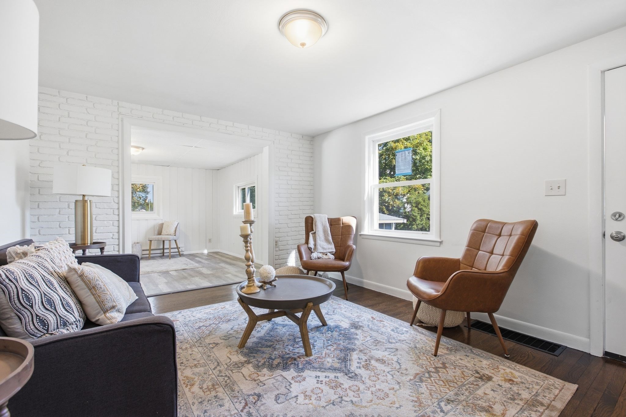25 Lynn St # B Property Photo 10