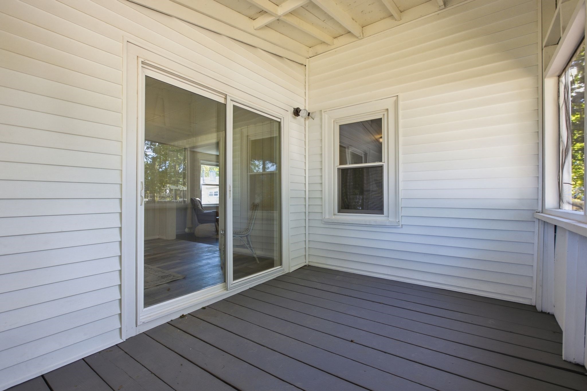 25 Lynn St # B Property Photo 15