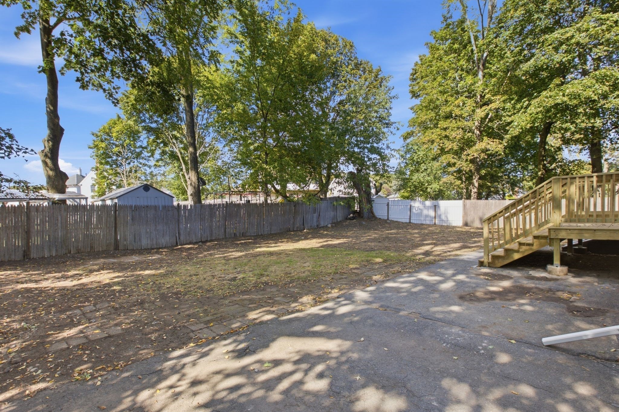 25 Lynn St # B Property Photo 17