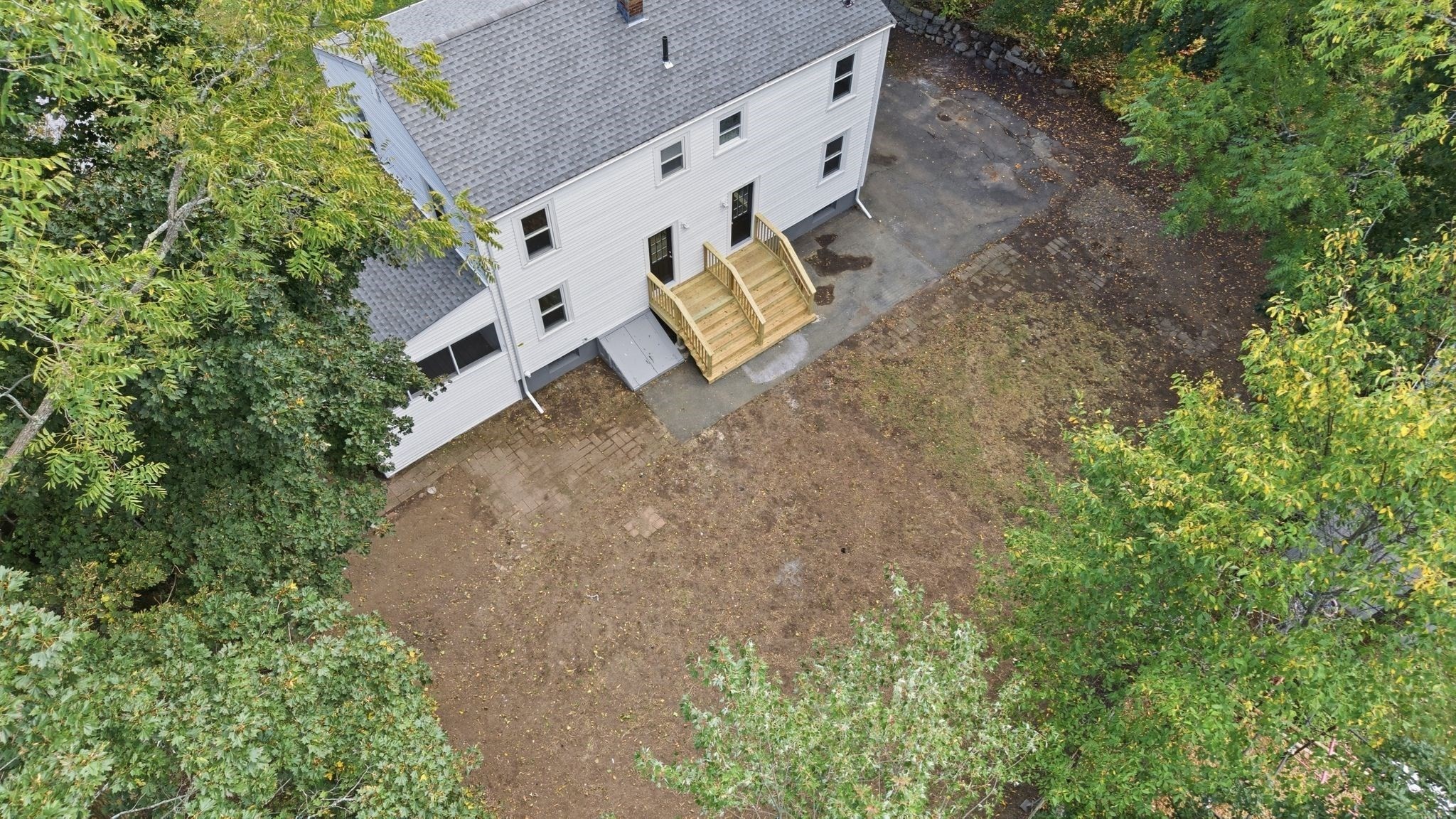 25 Lynn St # B Property Photo 19