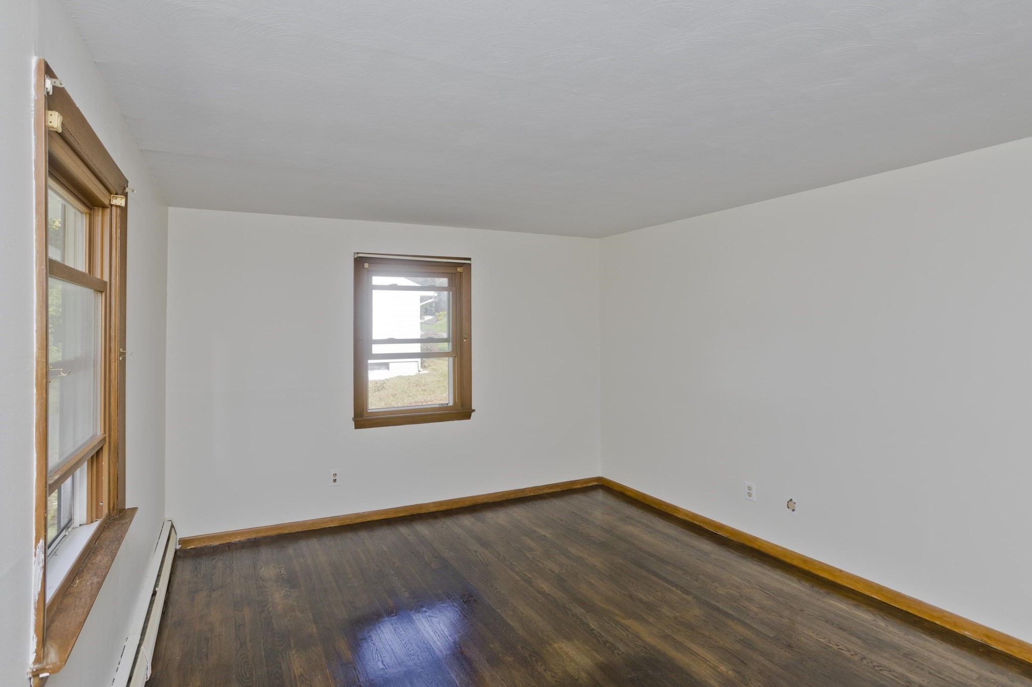 10 Taylor St Property Photo 18