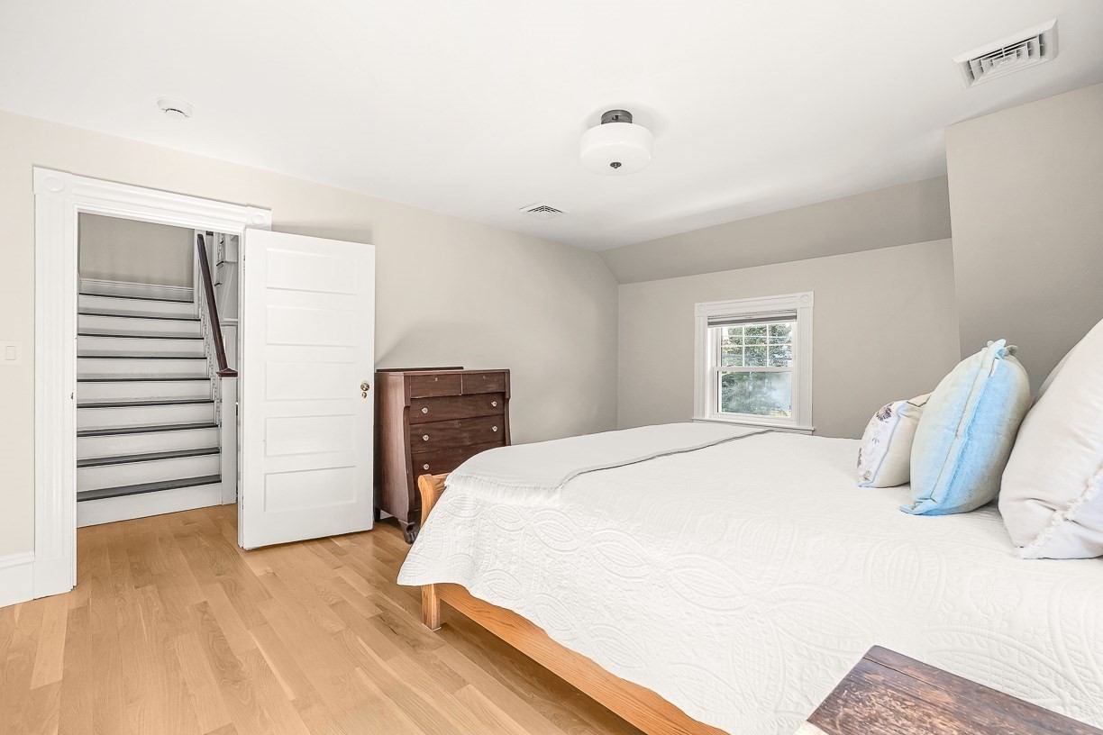 15 Lloyd Street Property Photo 24
