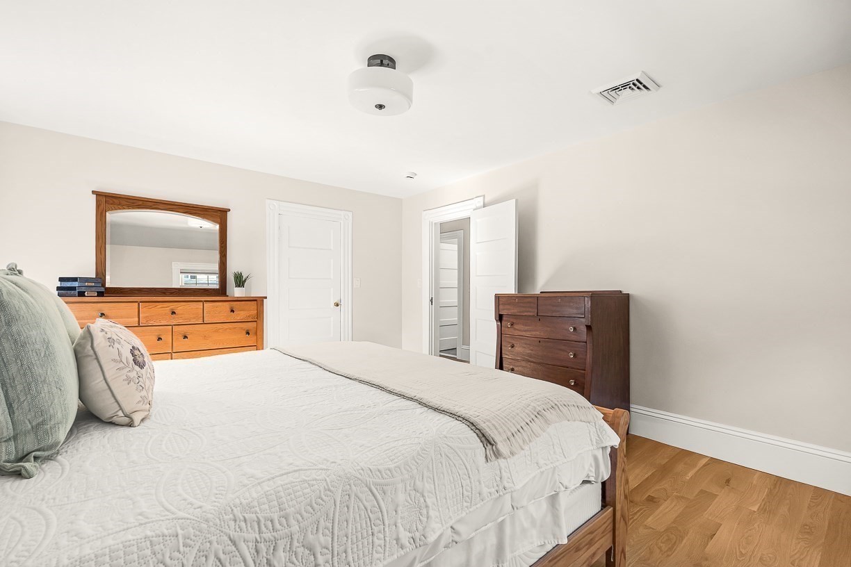 15 Lloyd Street Property Photo 25
