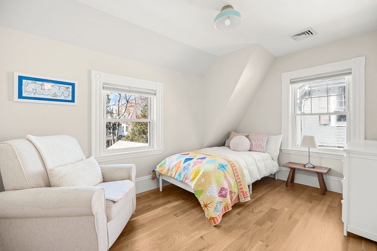 15 Lloyd Street Property Photo 26