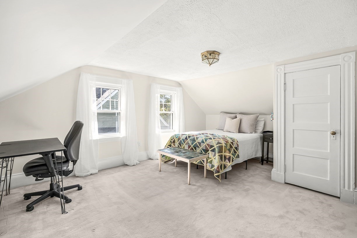 15 Lloyd Street Property Photo 31