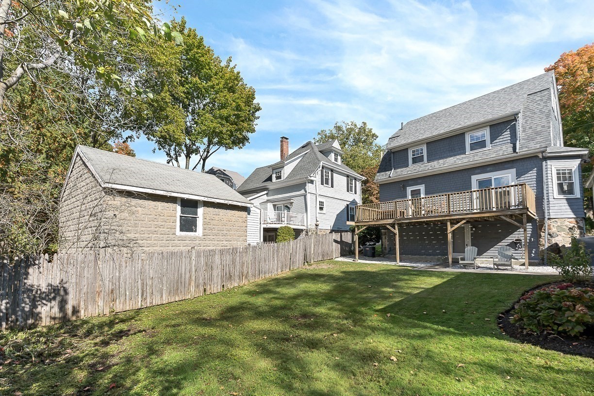 15 Lloyd Street Property Photo 36