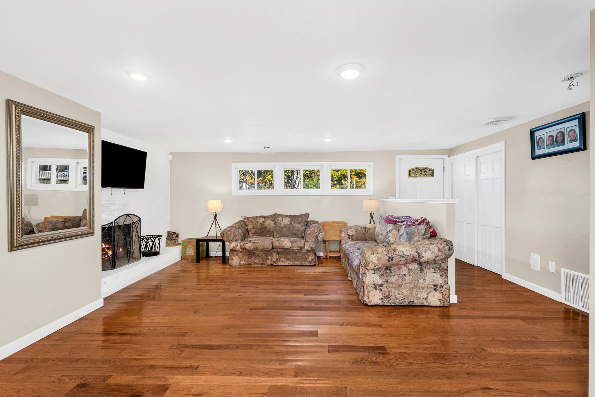 70 River Rd Property Photo 5