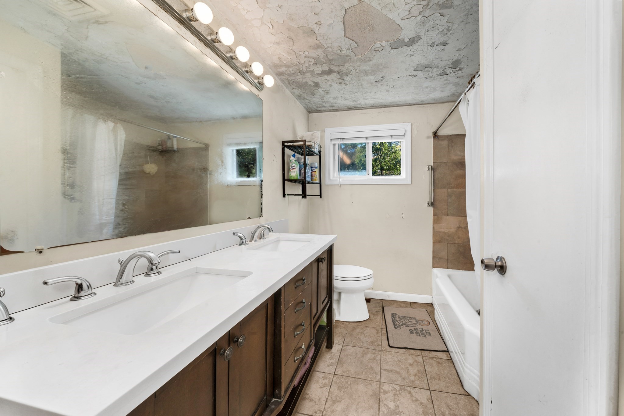 70 River Rd Property Photo 17