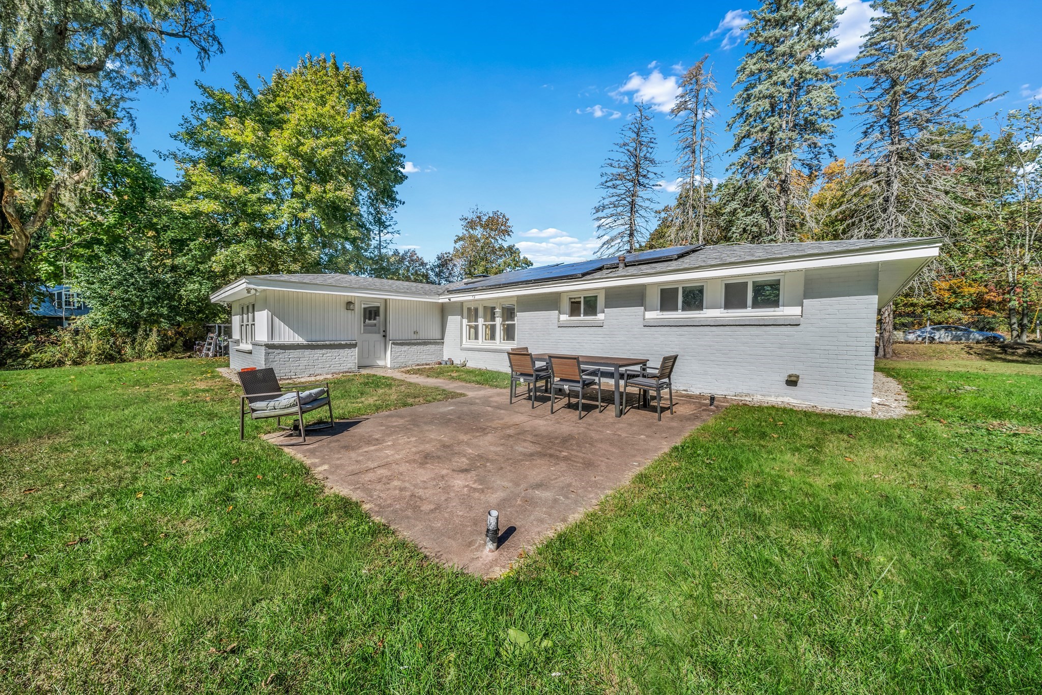 70 River Rd Property Photo 18
