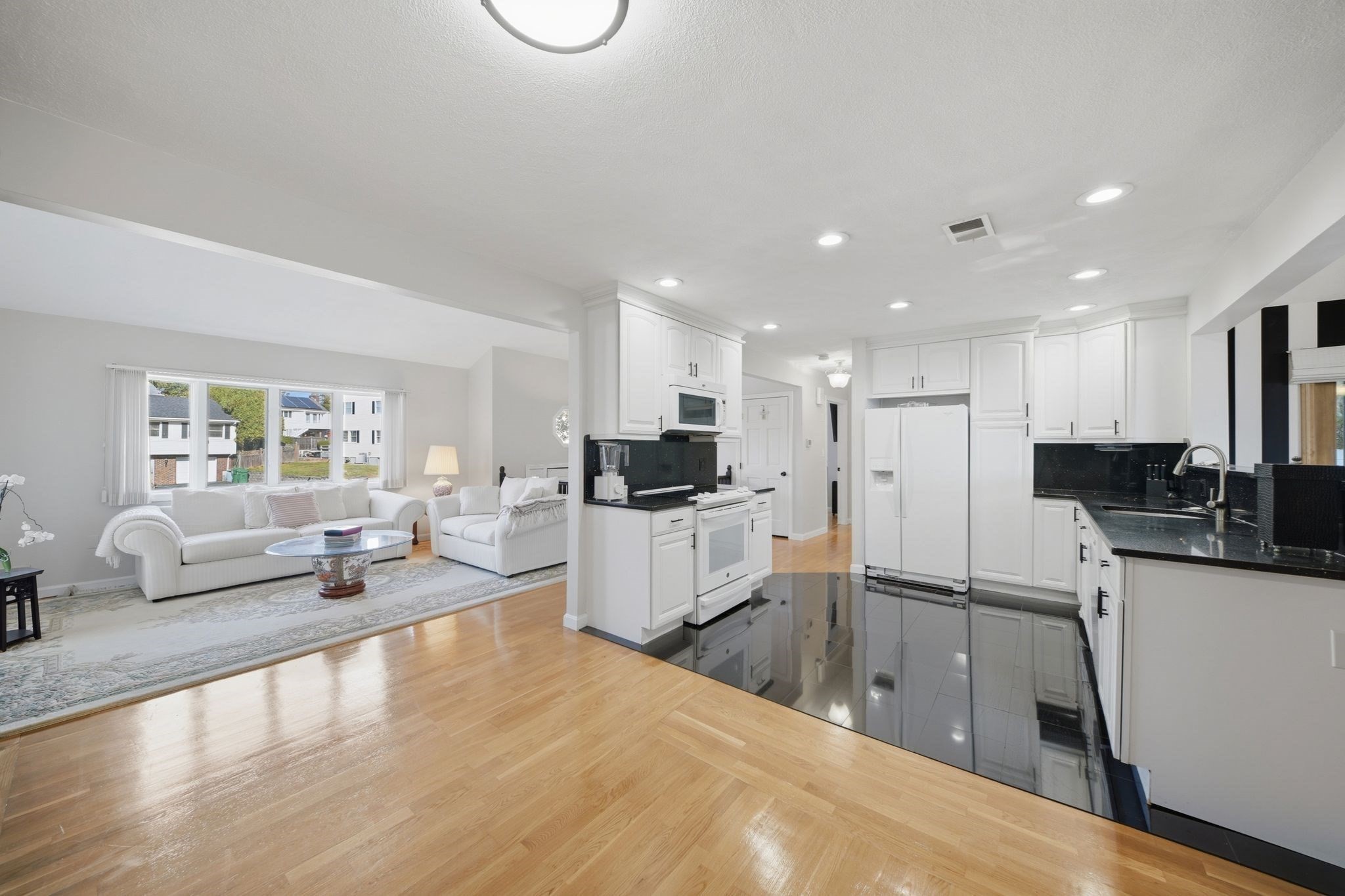 30 Mammola Way Property Photo 11