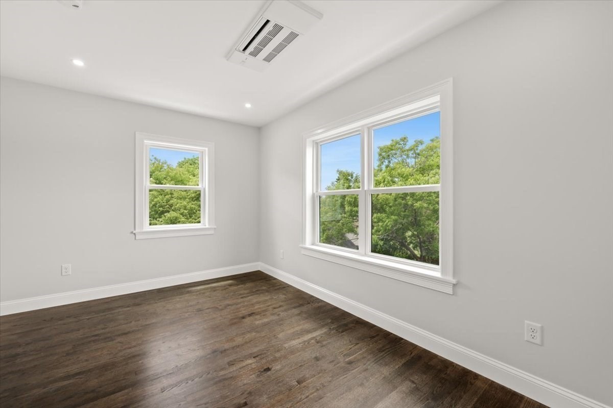 153 Edgewater Drive Property Photo 18