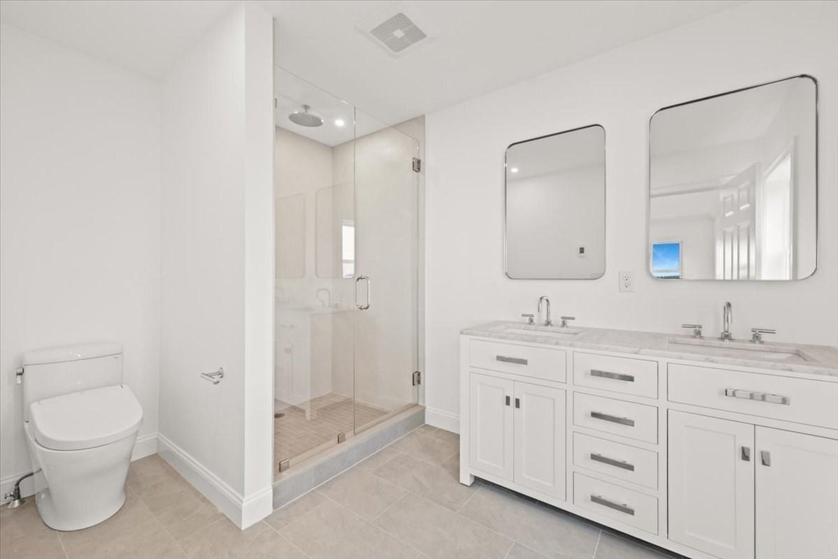 153 Edgewater Drive Property Photo 32
