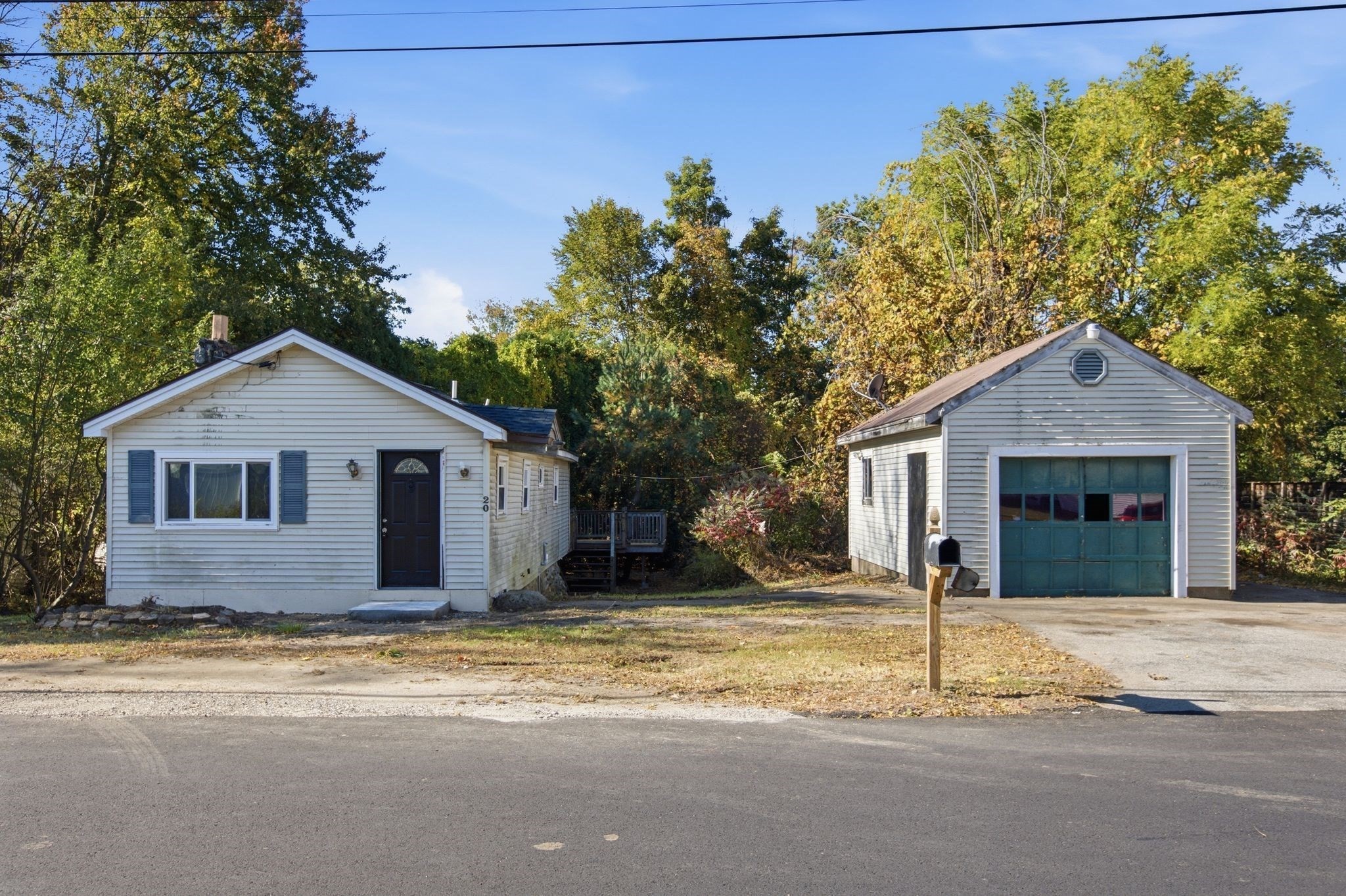 20 Mills Dr Property Photo 1