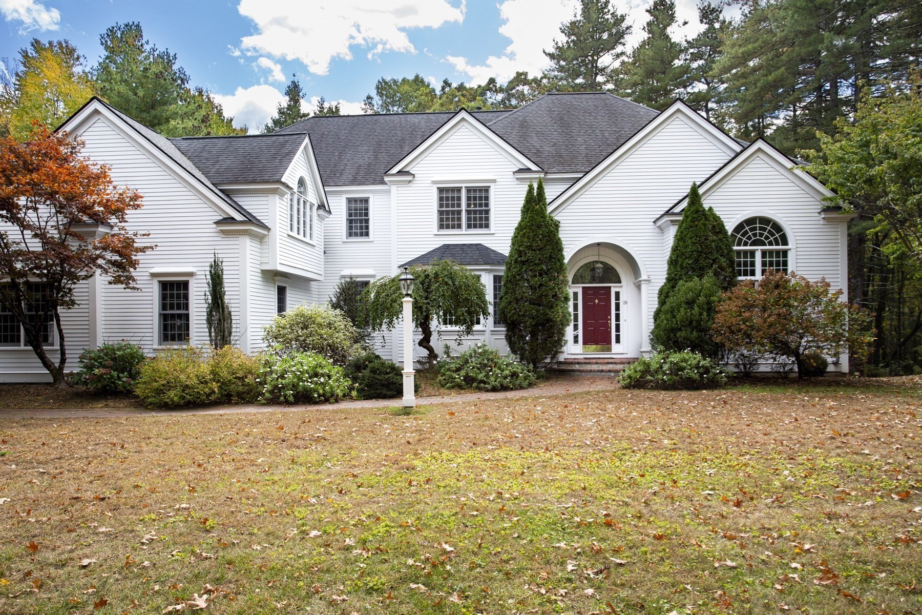 28 Meachen Property Photo 13