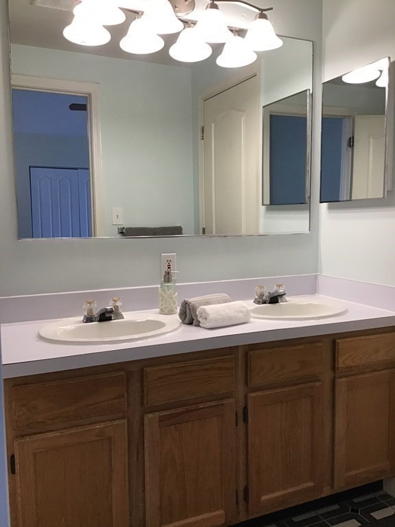 200 Falls Blvd # H303 Property Photo 12