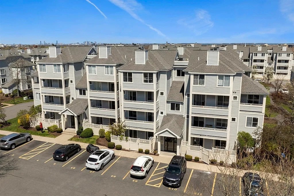 200 Falls Blvd # H303 Property Photo 18
