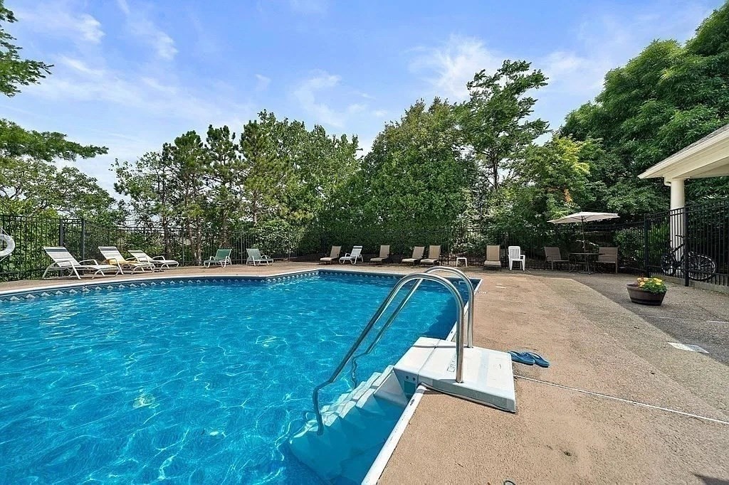 200 Falls Blvd # H303 Property Photo 27