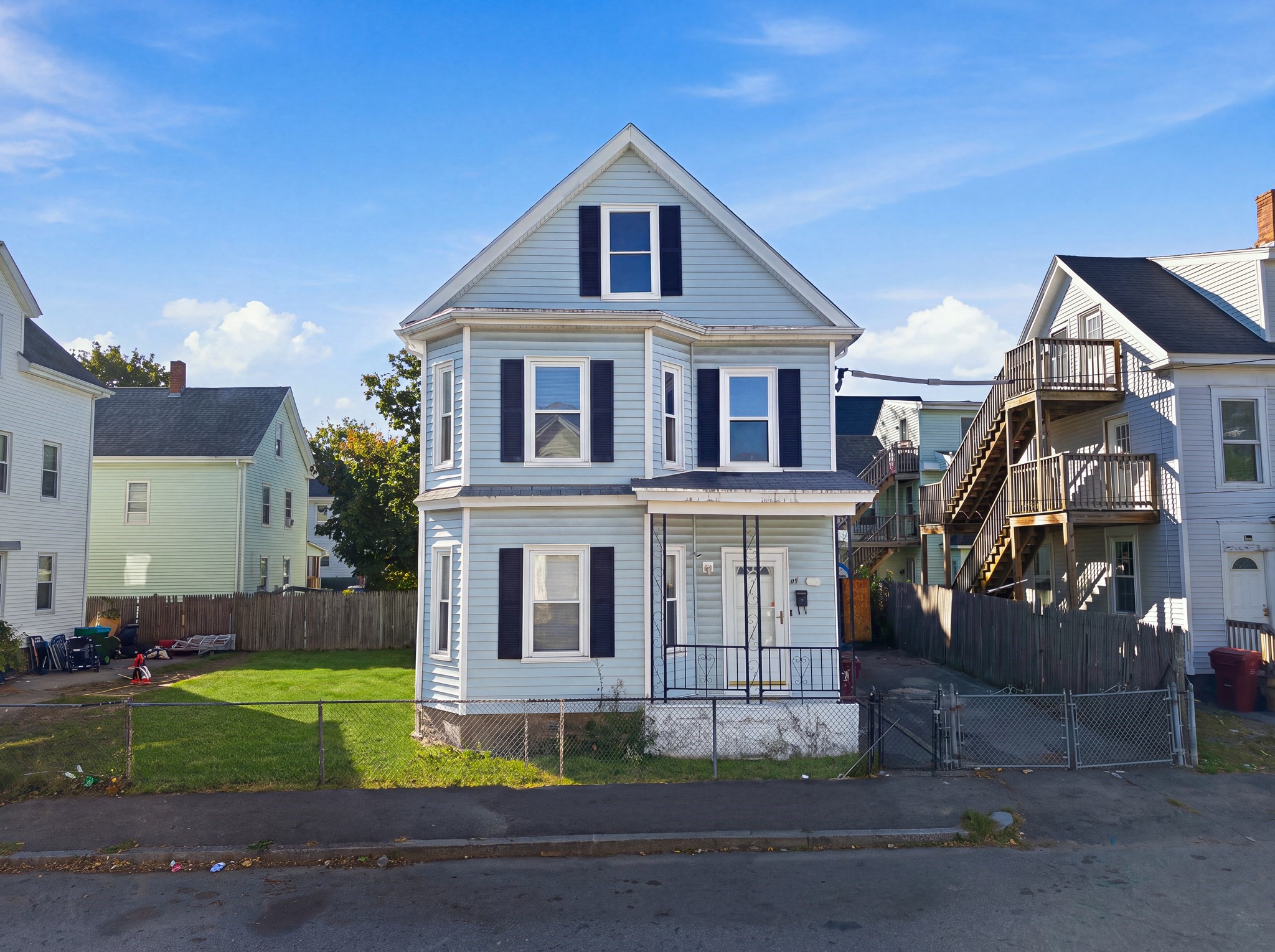 56 Read St Property Photo 1