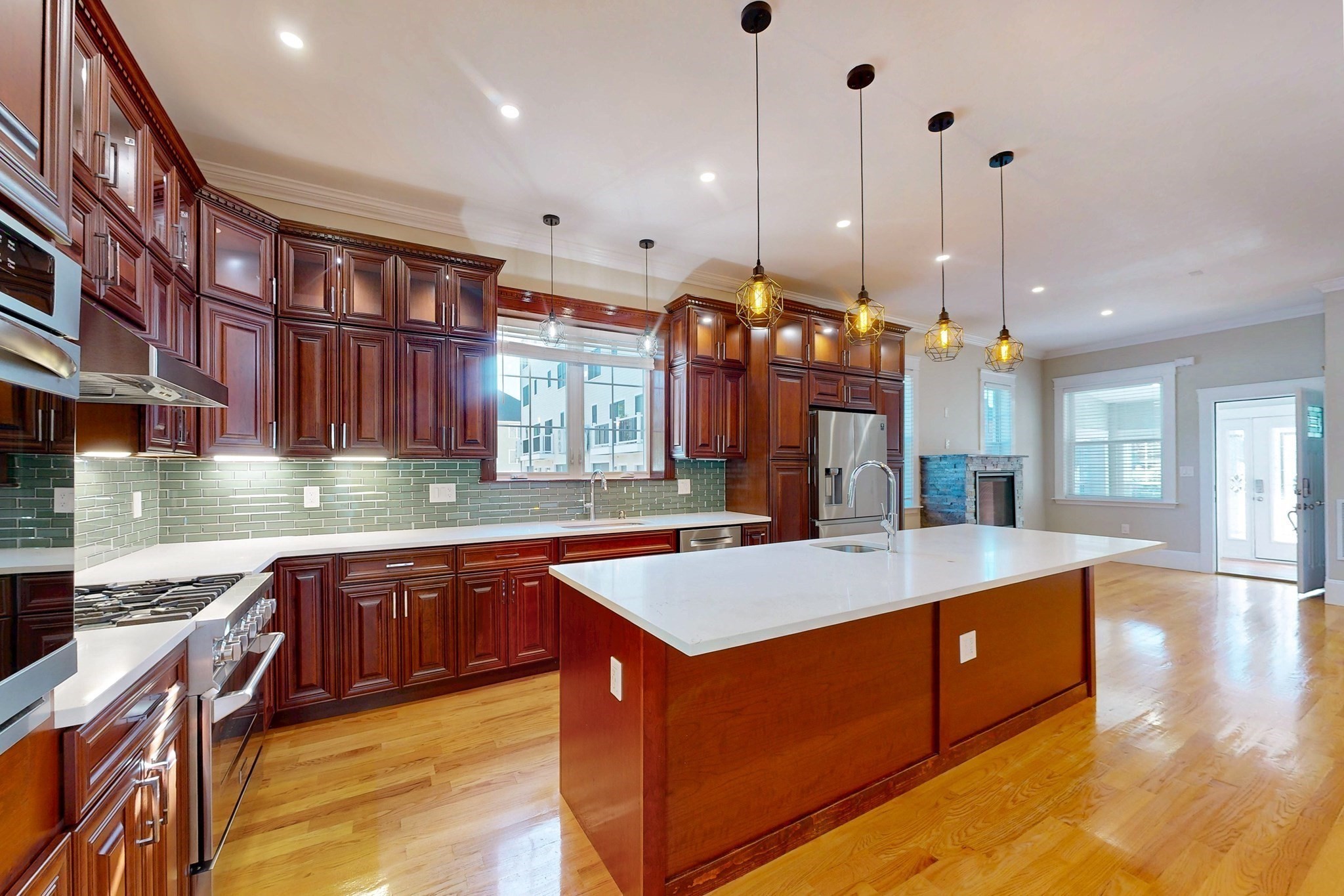 169 Sumner Street Property Photo 2