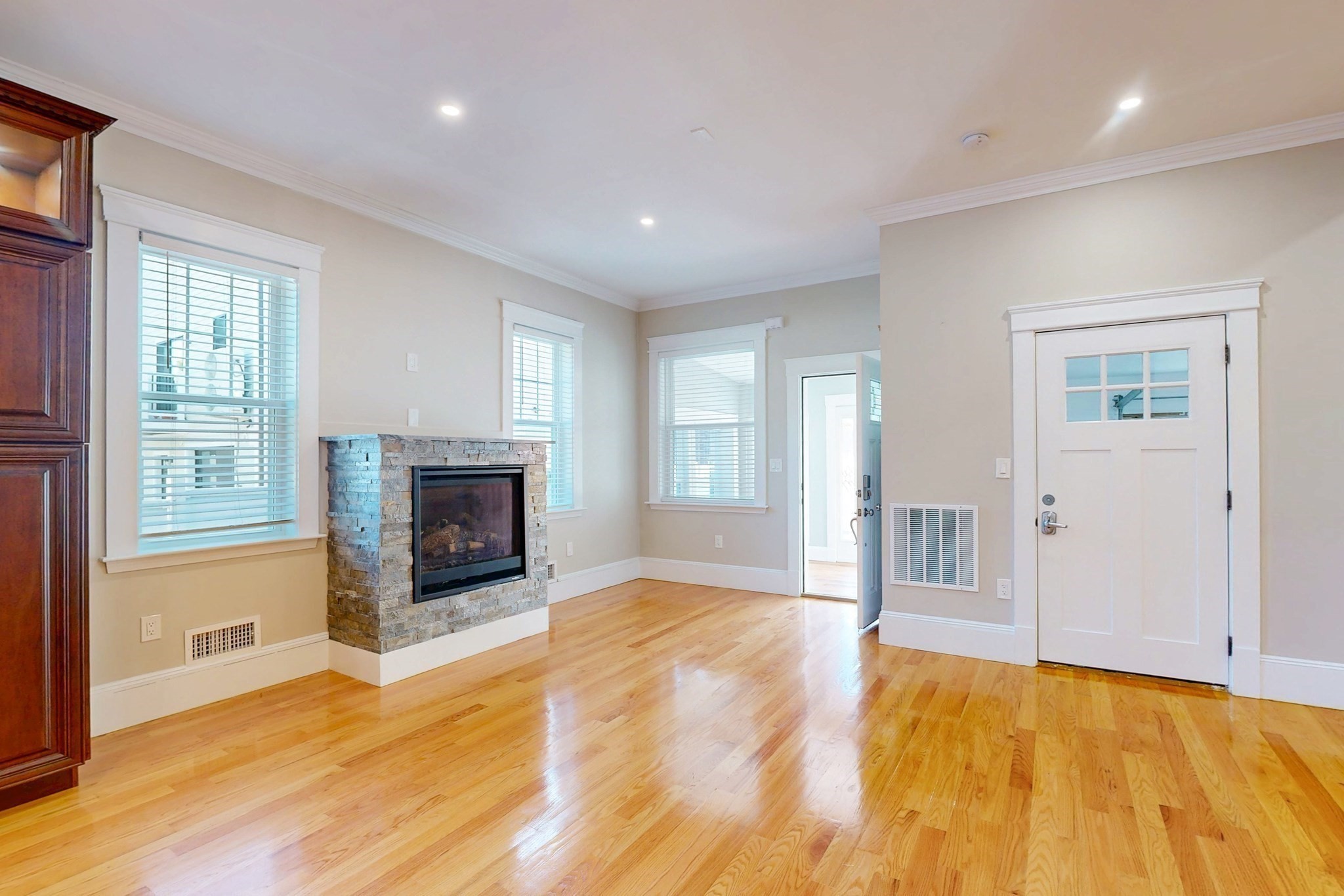 169 Sumner Street Property Photo 7