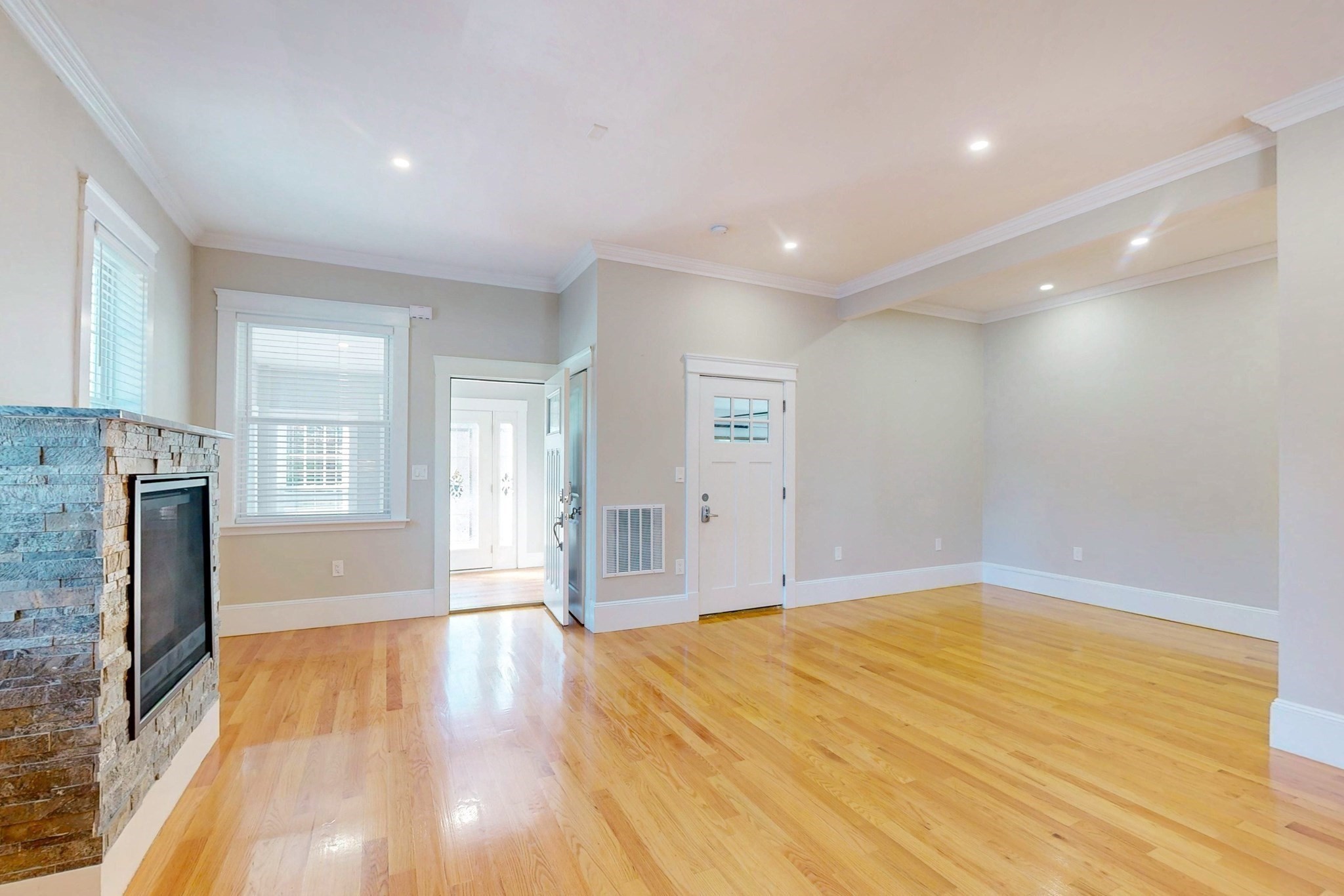 169 Sumner Street Property Photo 8