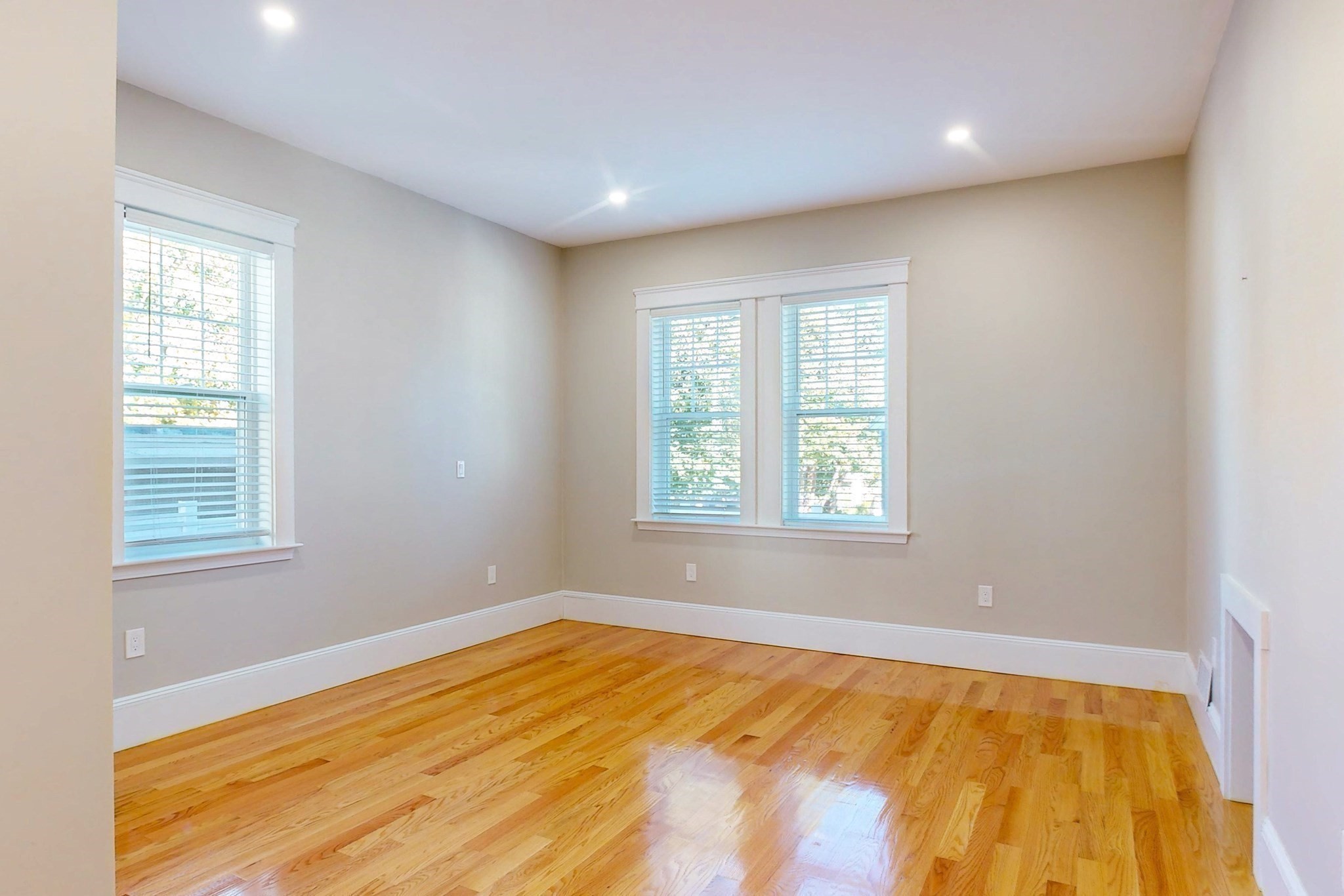 169 Sumner Street Property Photo 11