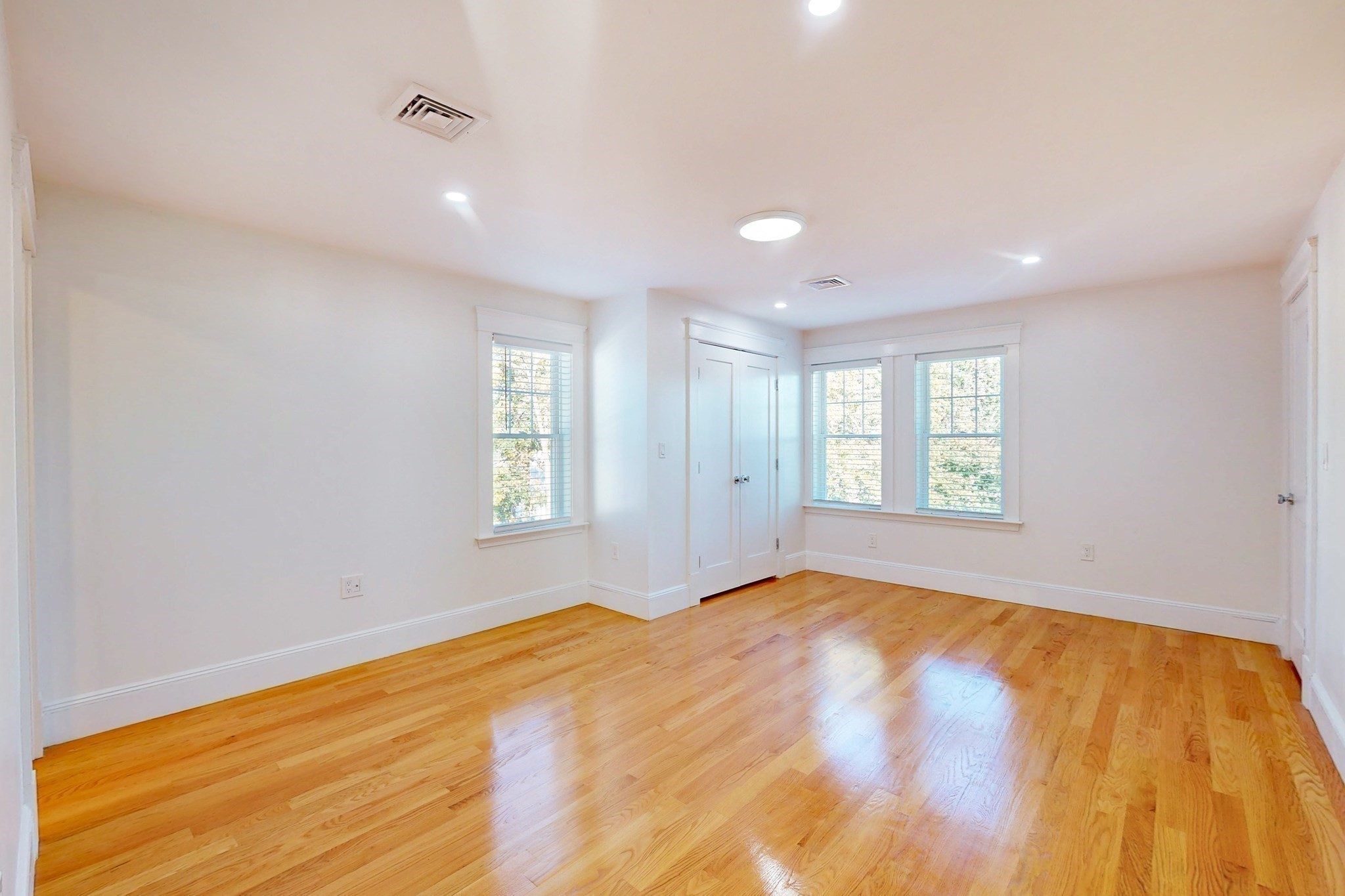 169 Sumner Street Property Photo 22