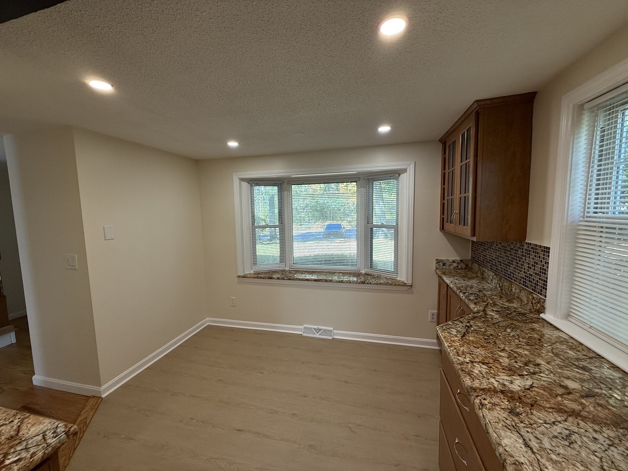 21 Meadowbrook Ln # 21 Property Photo 12