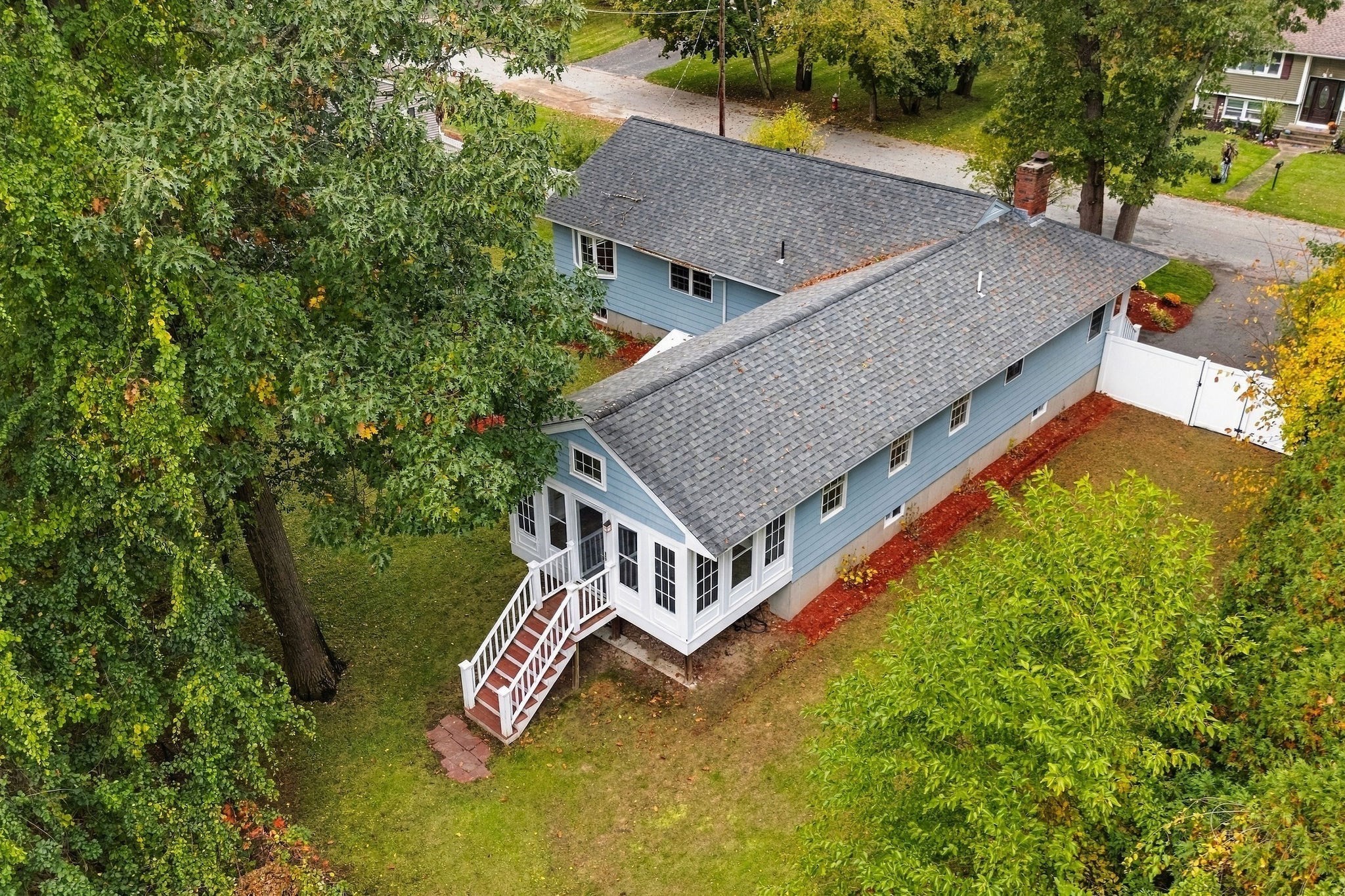 9 Eclipse Ave Property Photo 1