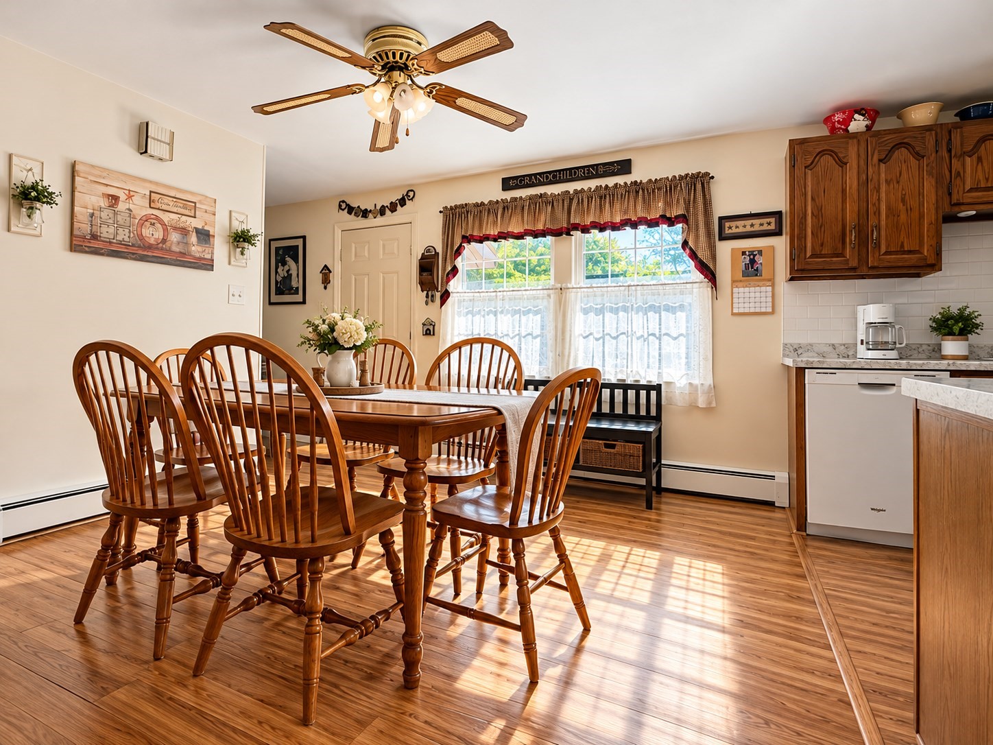 22 Loring St Property Photo 13